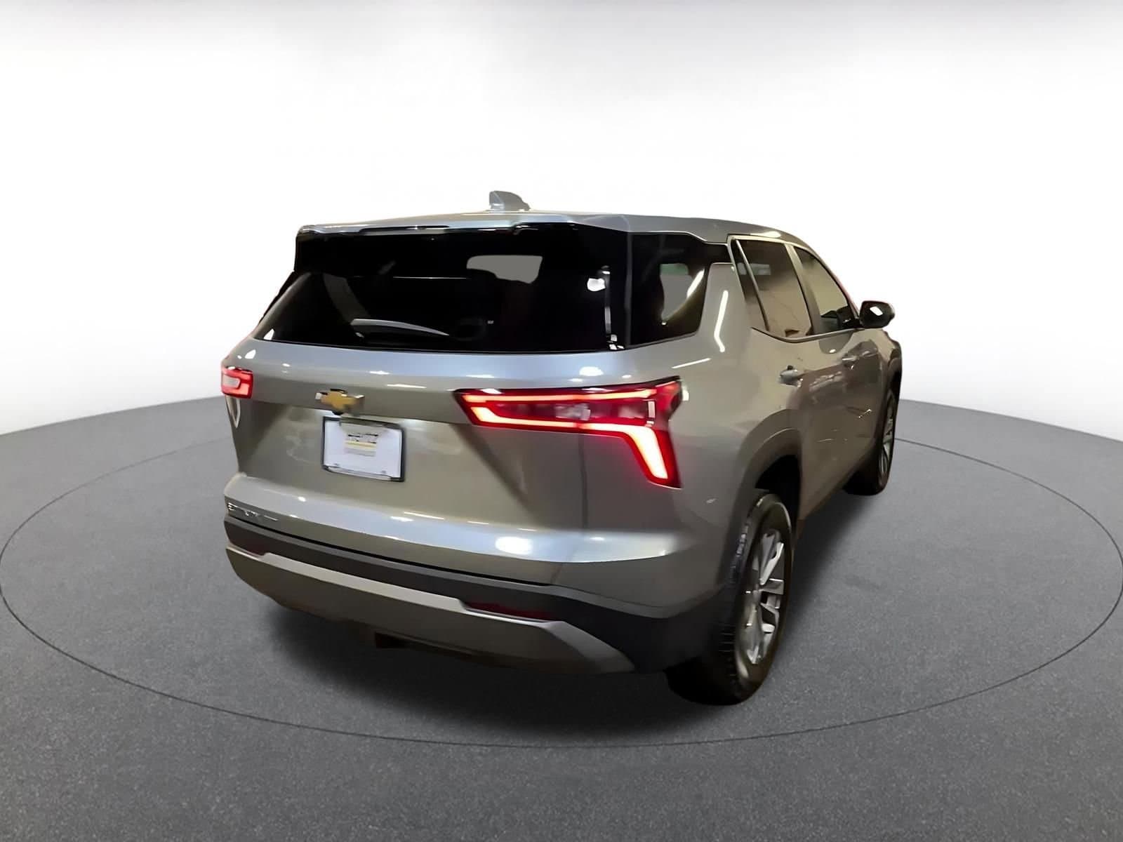 Thumbnail: 2025 Chevrolet Equinox - 14