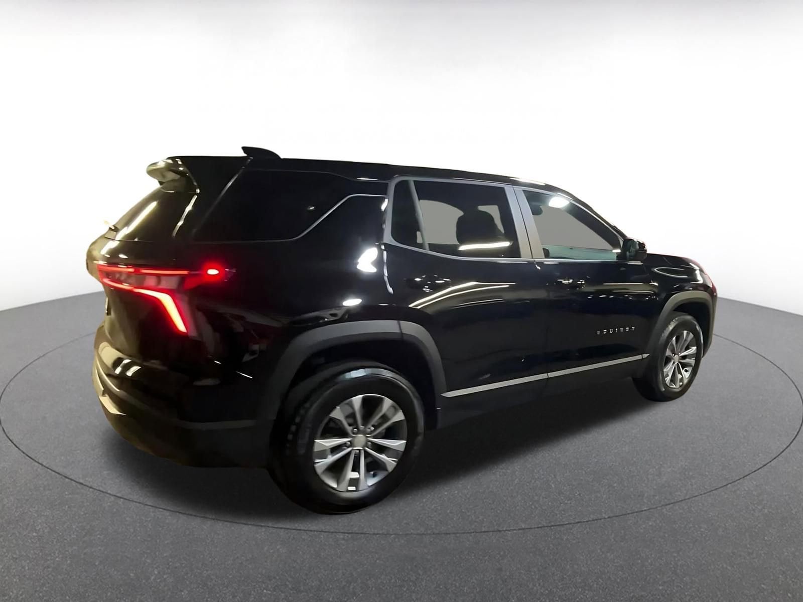 Thumbnail: 2025 Chevrolet Equinox - 14