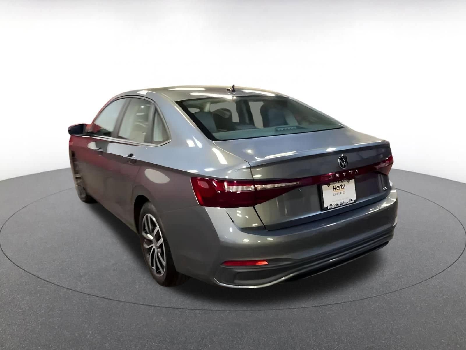 Thumbnail: 2025 Volkswagen Jetta - 12