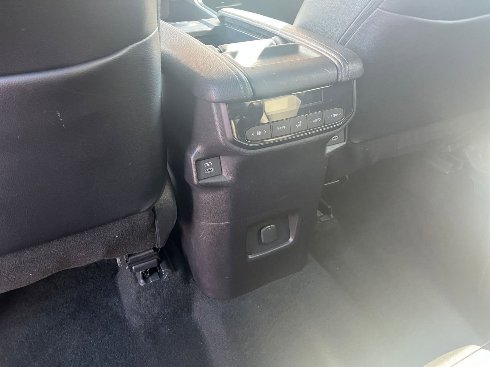 Thumbnail: 2025 Toyota Grand Highlander - 23