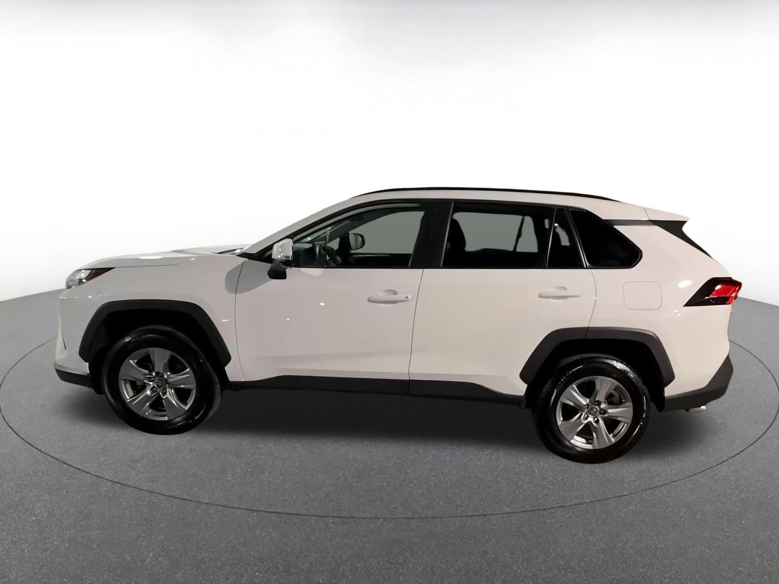 Thumbnail: 2025 Toyota RAV4 - 9