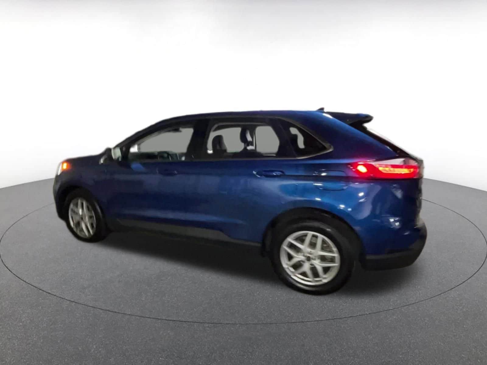 Thumbnail: 2024 Ford Edge - 10