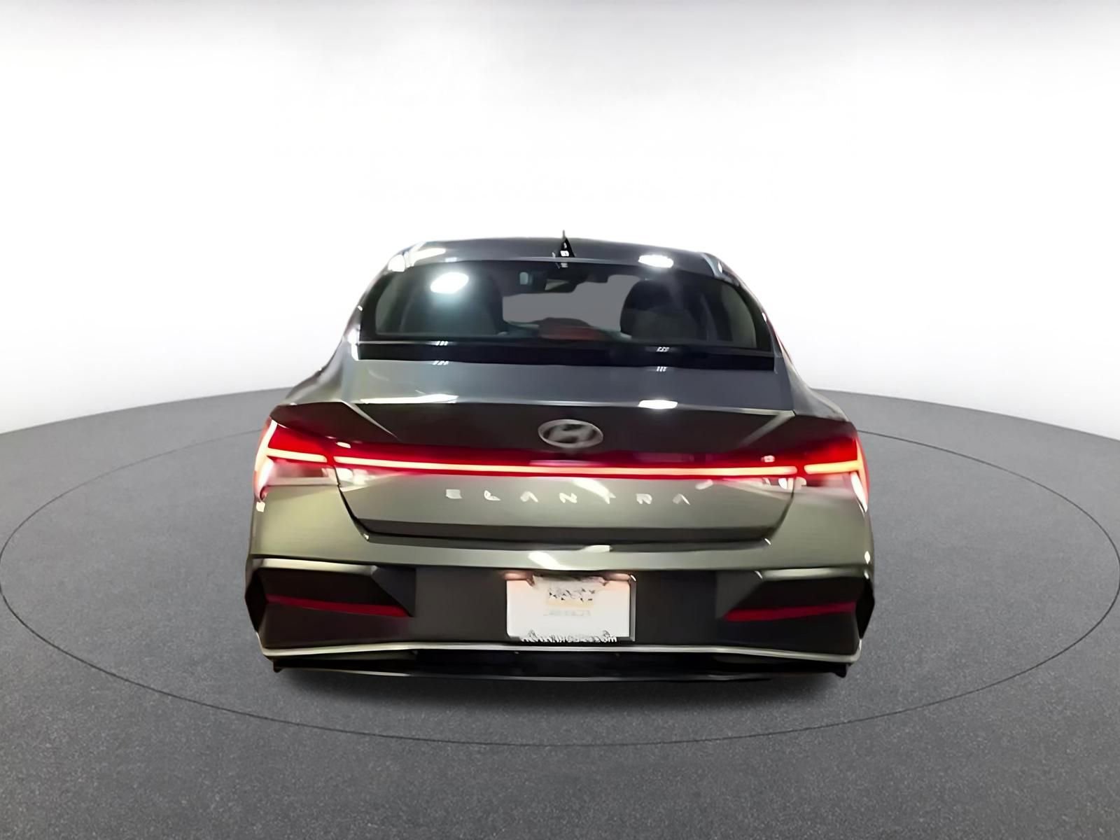 Thumbnail: 2025 Hyundai Elantra - 12