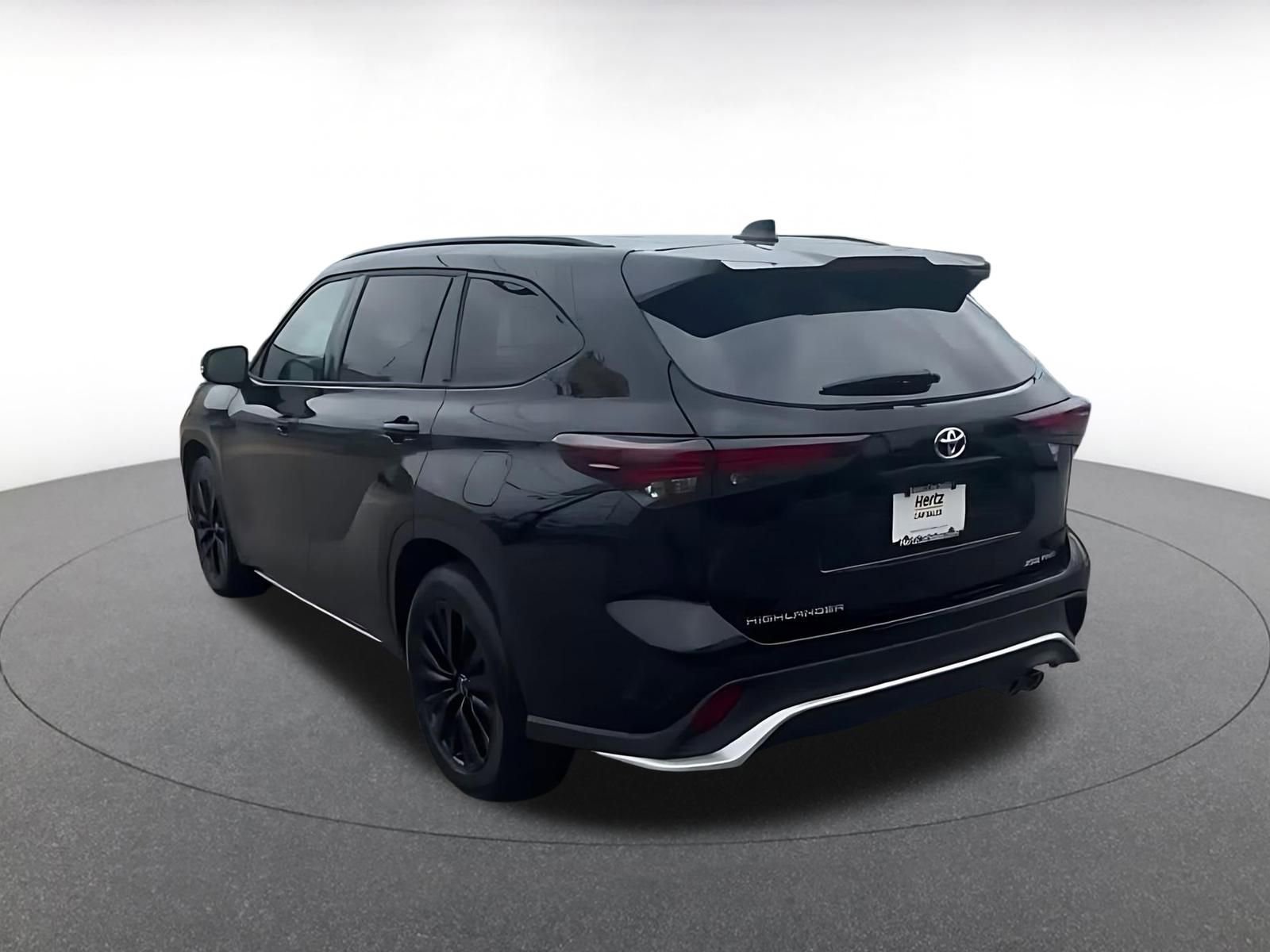 Thumbnail: 2025 Toyota Highlander - 11