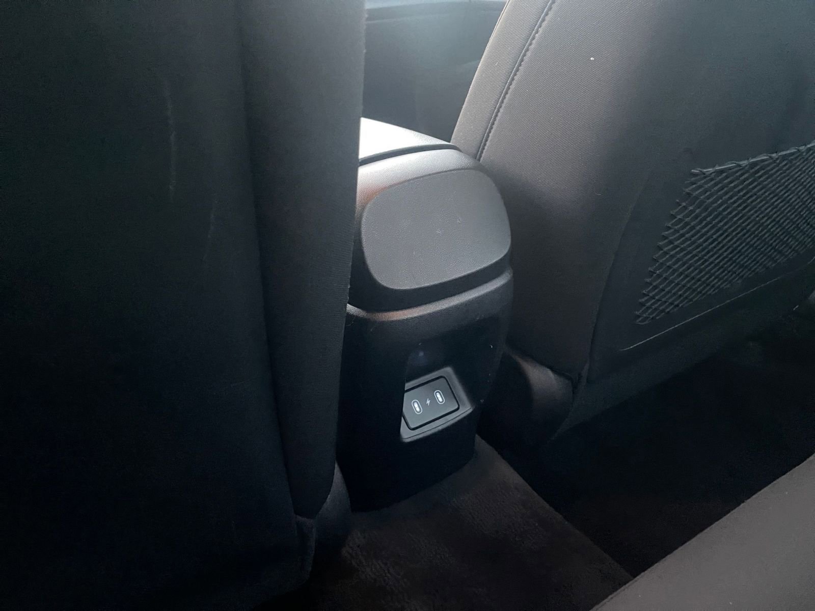 Thumbnail: 2025 Hyundai Elantra - 24