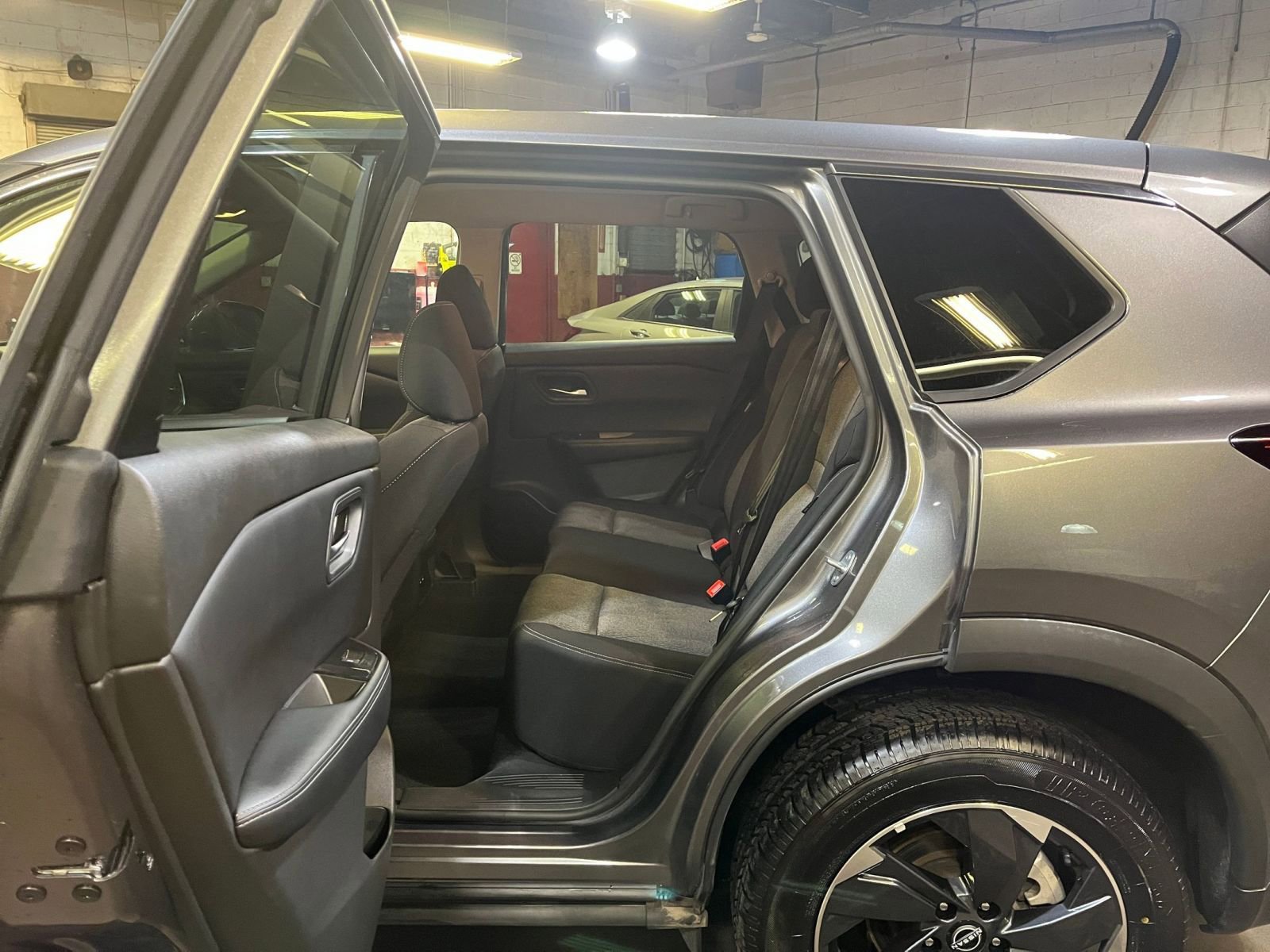 Thumbnail: 2024 Nissan Rogue - 27