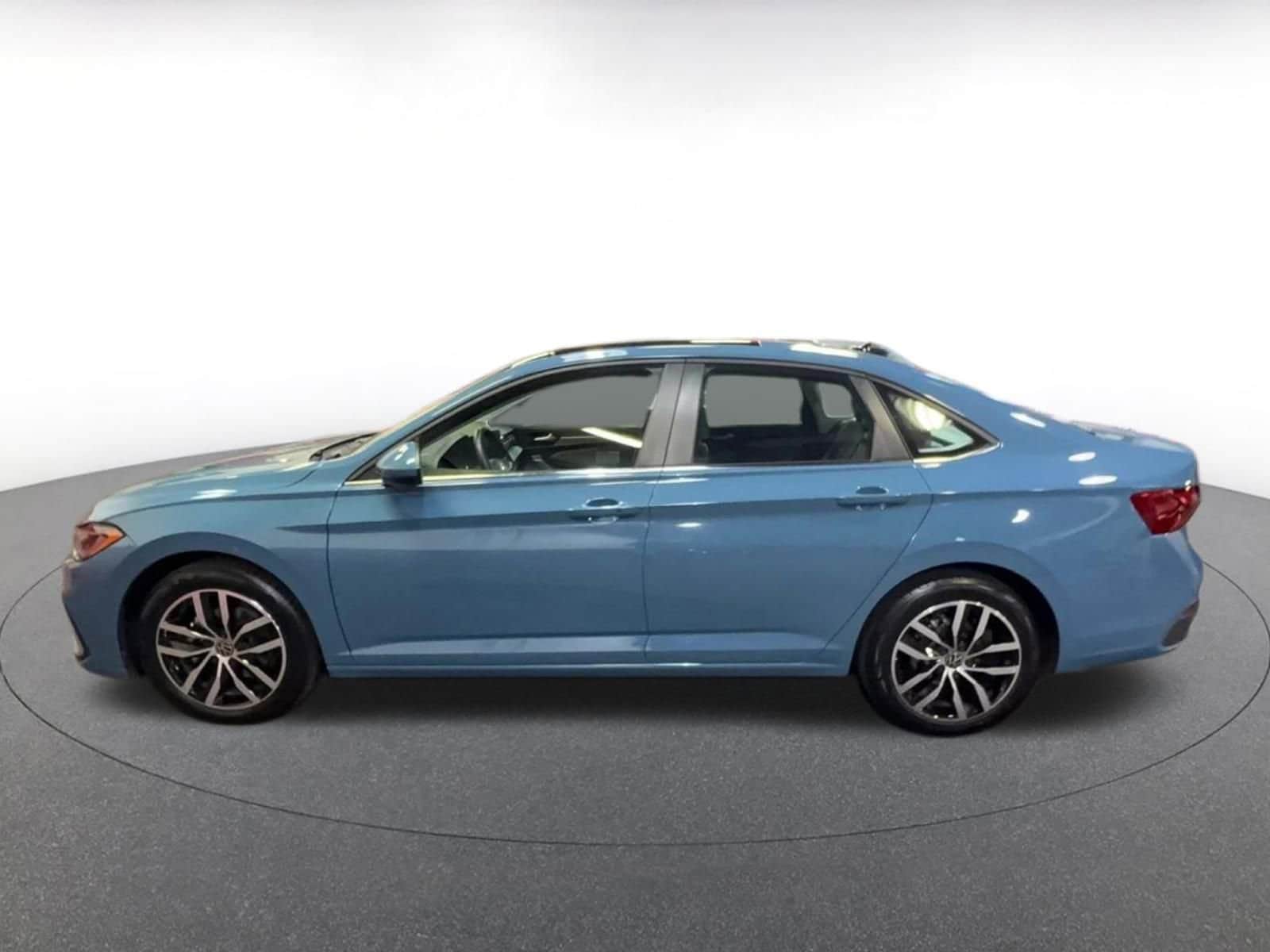 Thumbnail: 2025 Volkswagen Jetta - 9