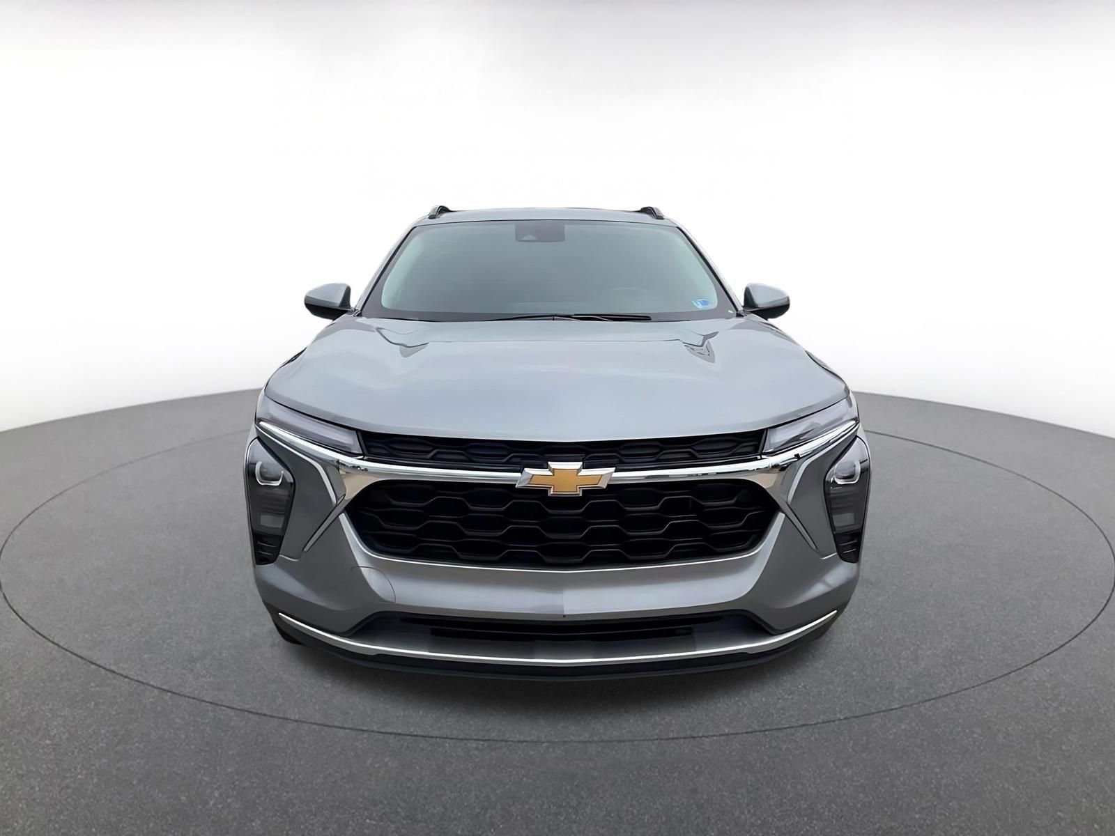 Thumbnail: 2025 Chevrolet Trax - 4
