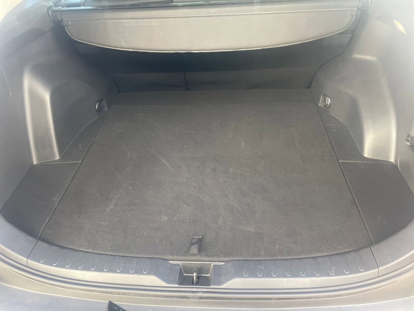 Thumbnail: 2025 Toyota RAV4 - 33