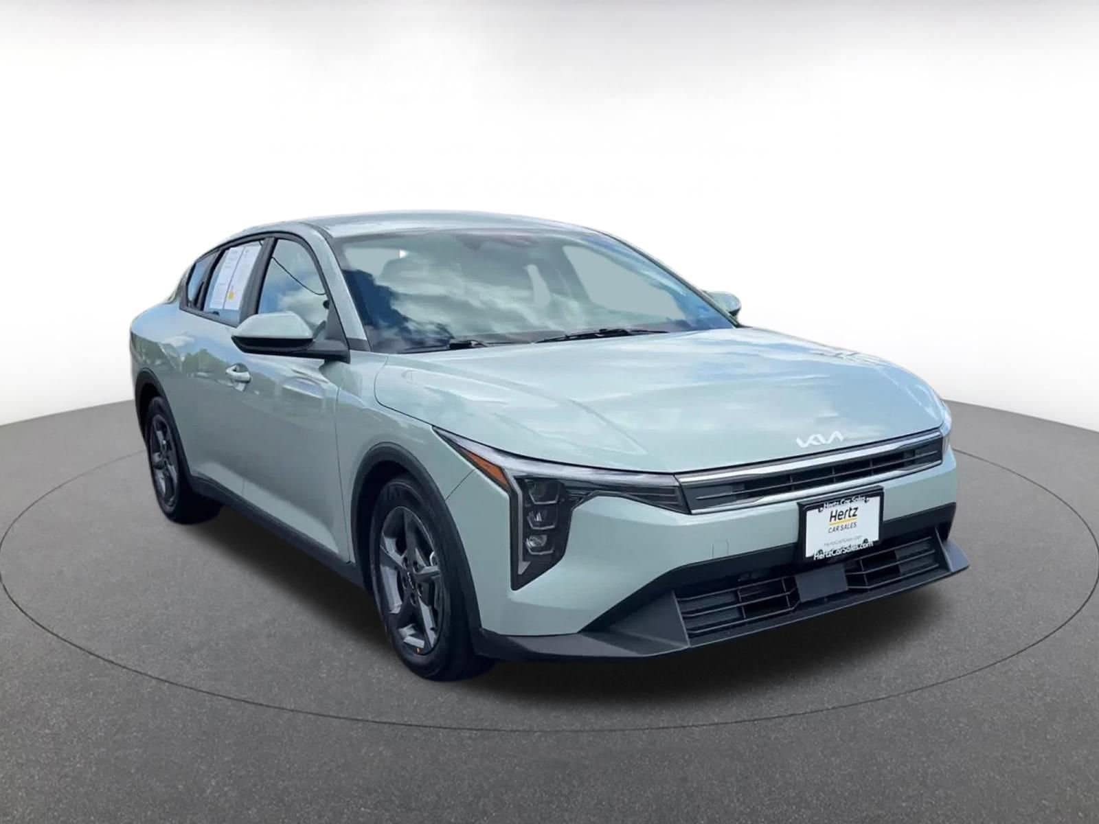 Thumbnail: 2025 Kia K4 - 3