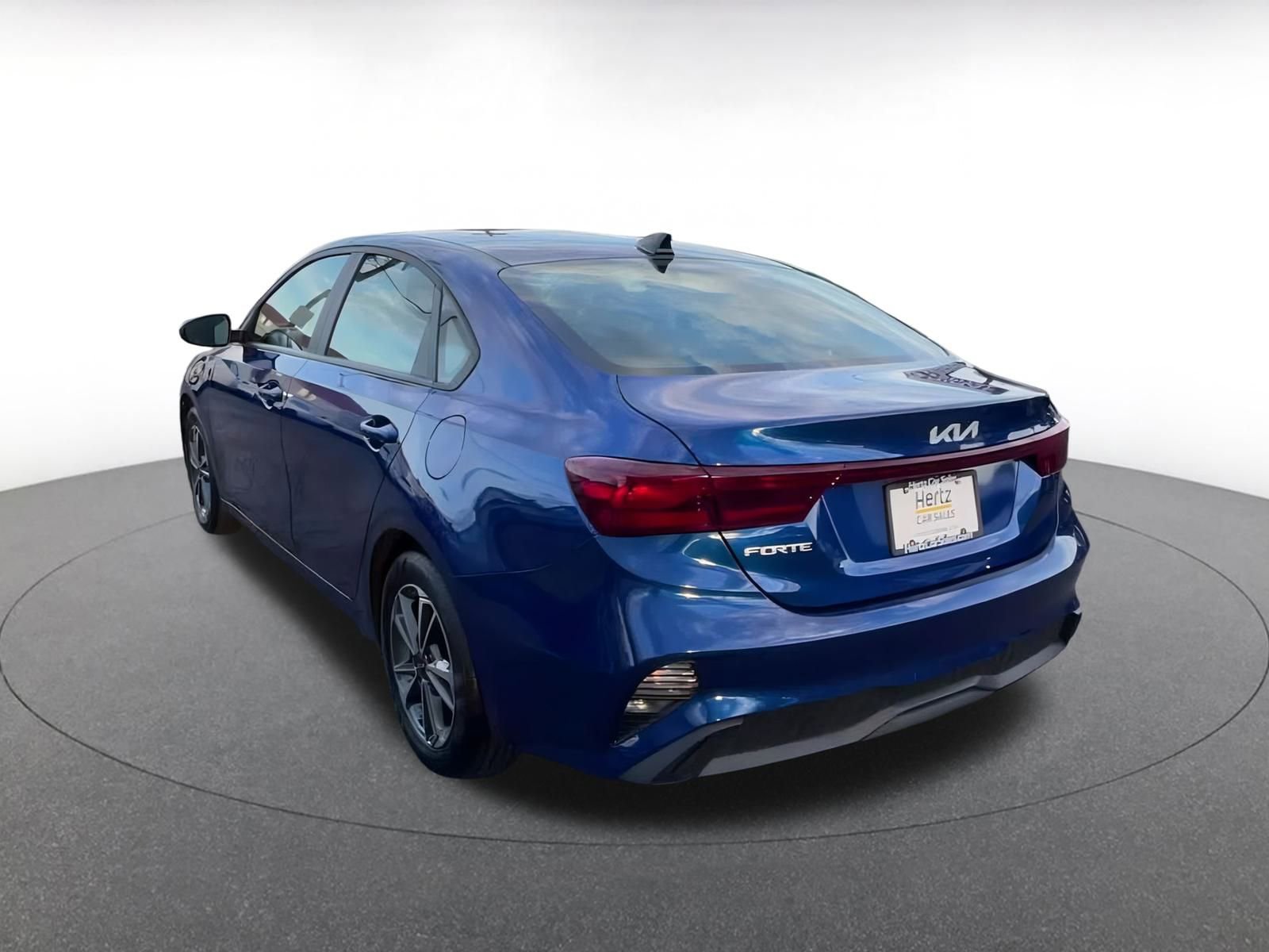 Thumbnail: 2024 Kia Forte - 11