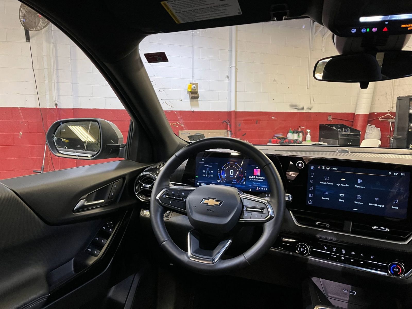 Thumbnail: 2025 Chevrolet Equinox - 33