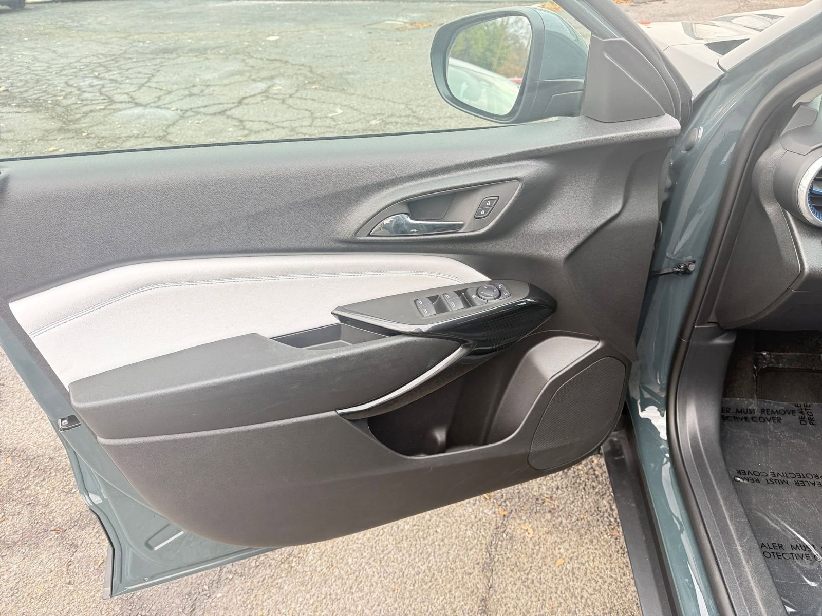 Thumbnail: 2025 Chevrolet Trax - 20