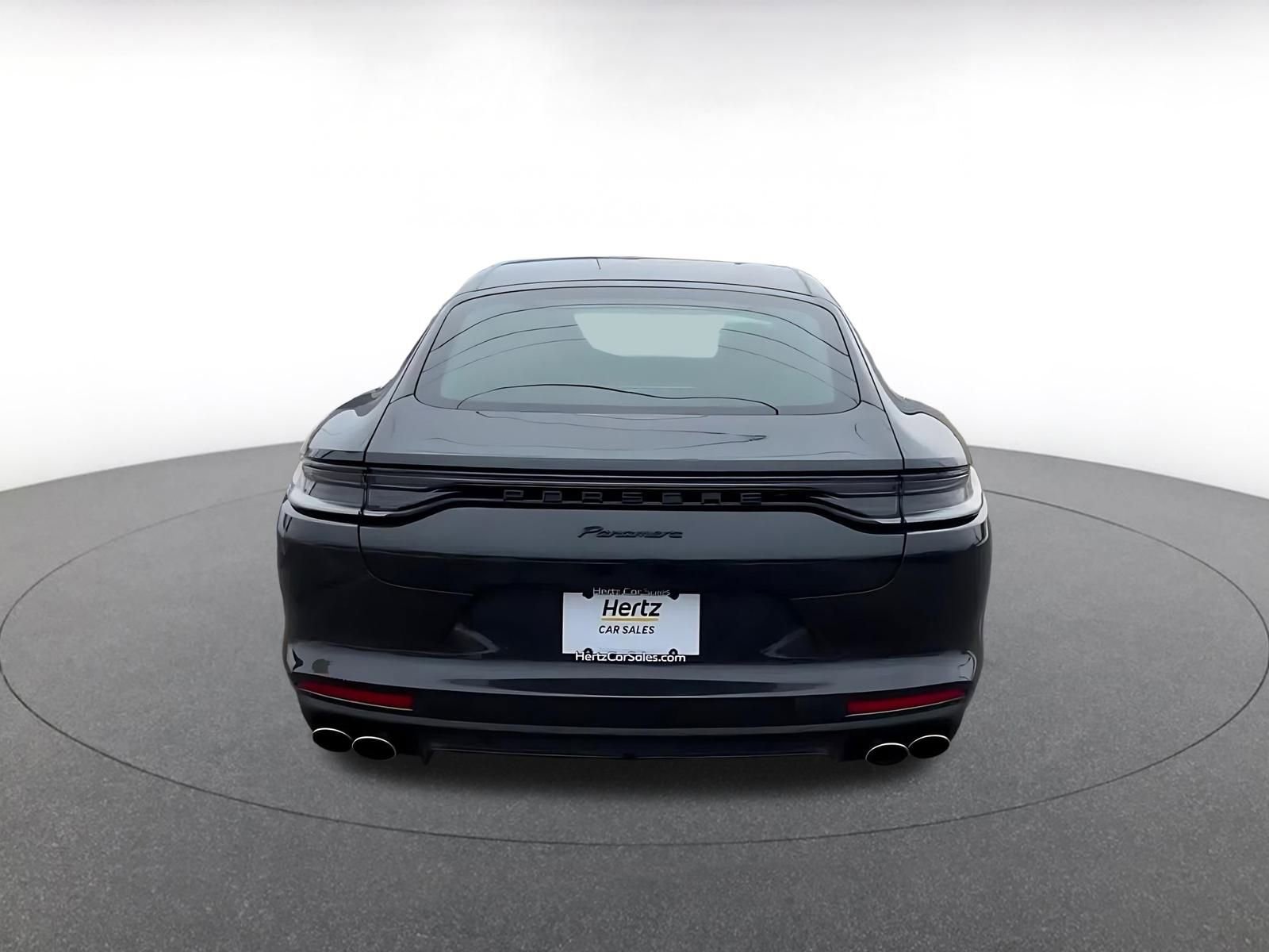 Thumbnail: 2023 Porsche Panamera - 12