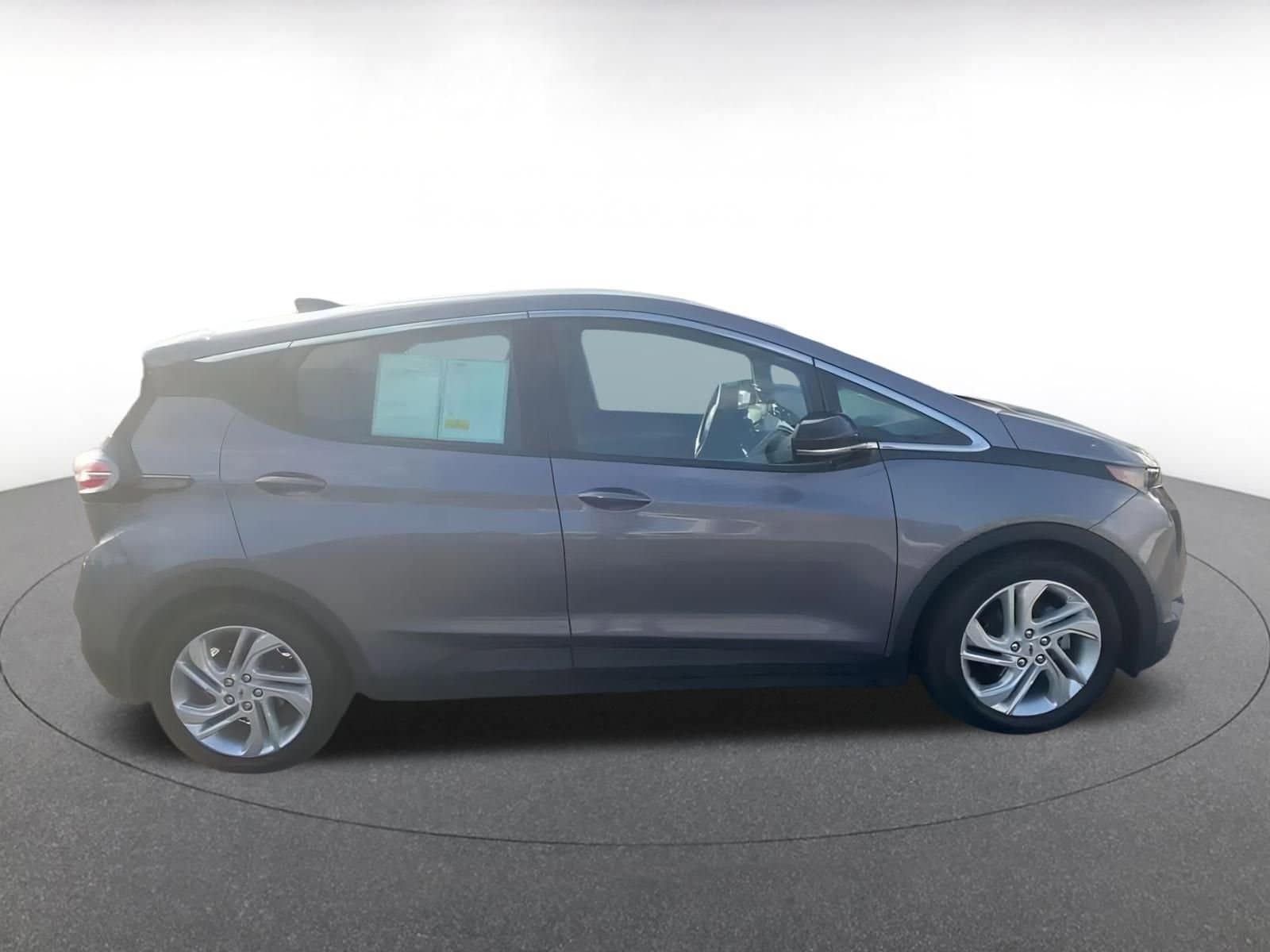 Thumbnail: 2023 Chevrolet Bolt EV - 16