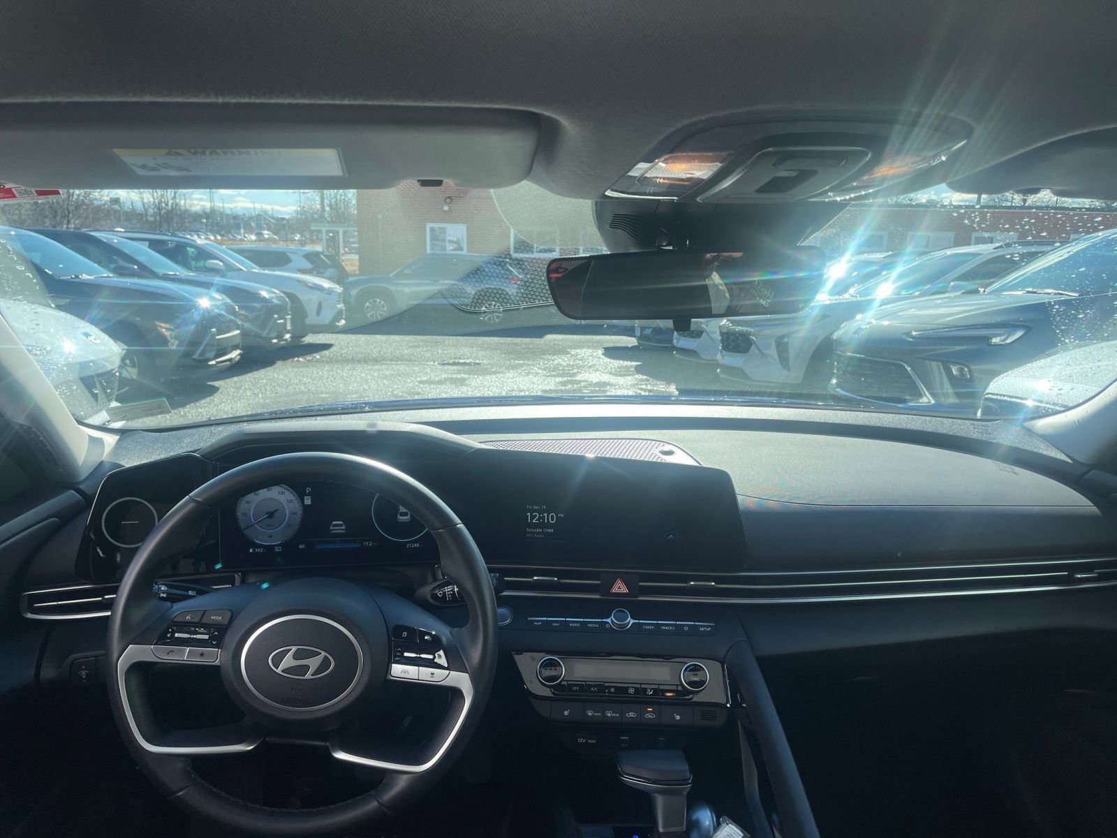 Thumbnail: 2025 Hyundai Elantra - 33