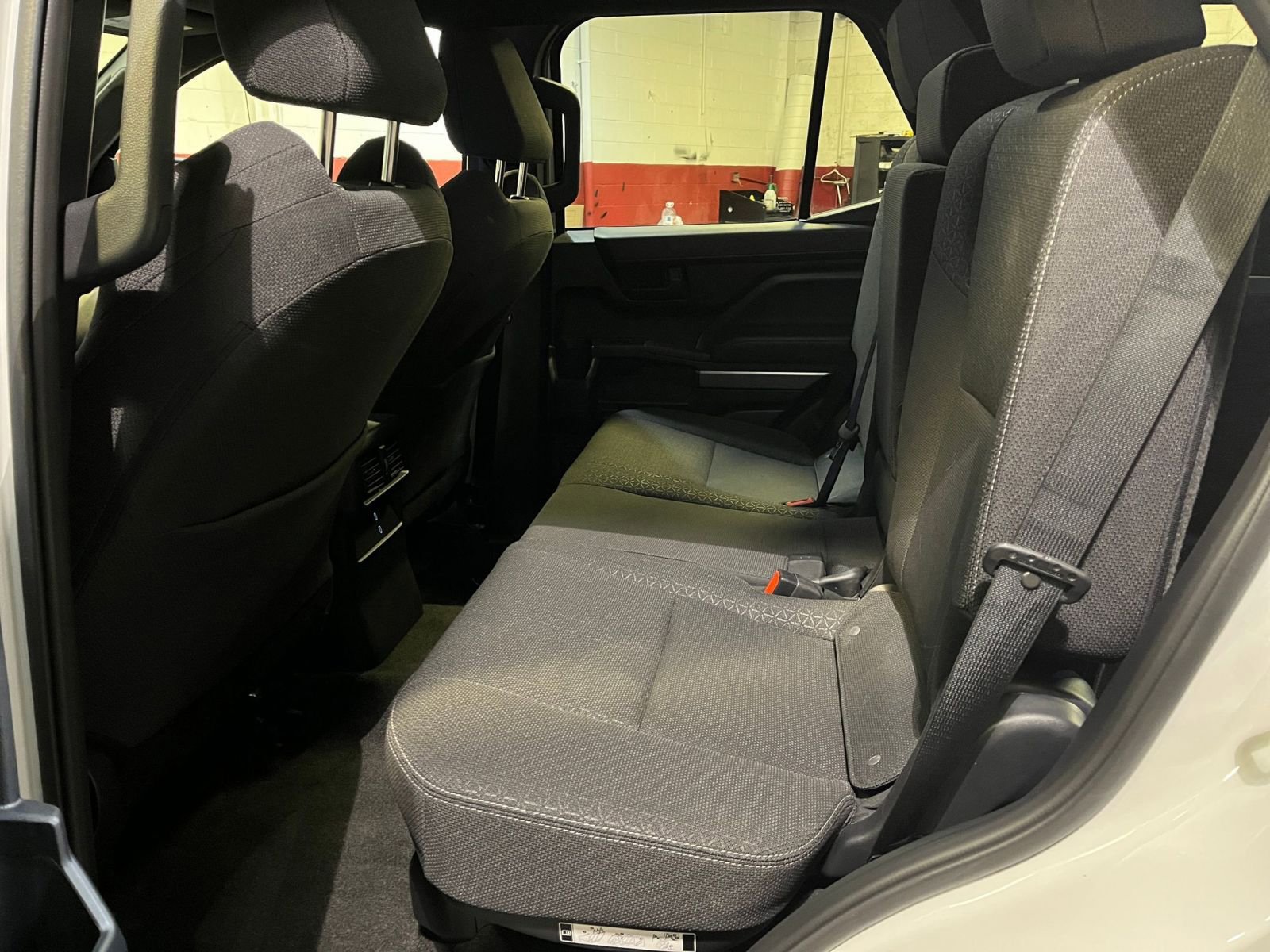 Thumbnail: 2025 Toyota 4Runner - 24