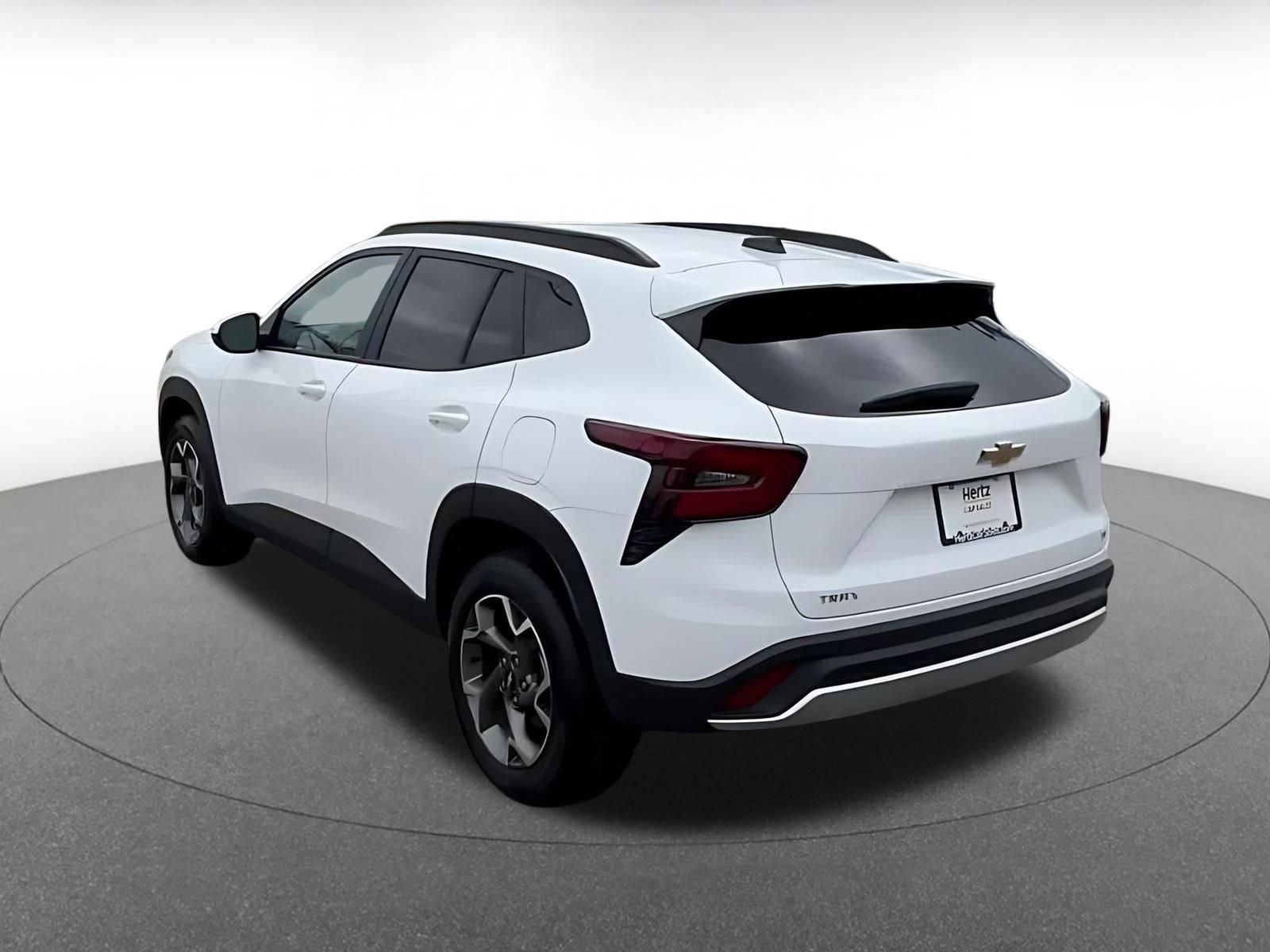 Thumbnail: 2025 Chevrolet Trax - 11
