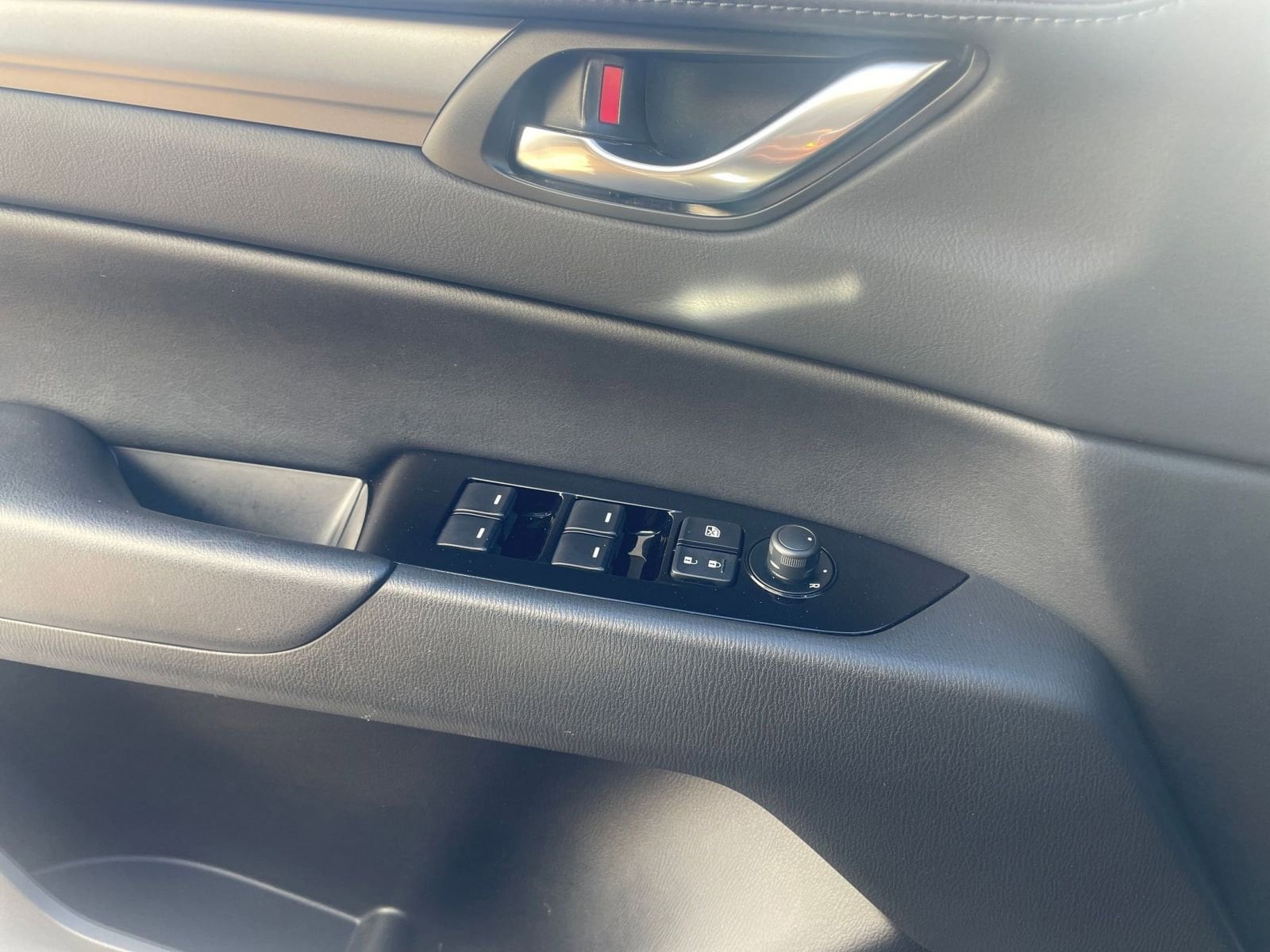 Thumbnail: 2025 Mazda CX-5 - 20