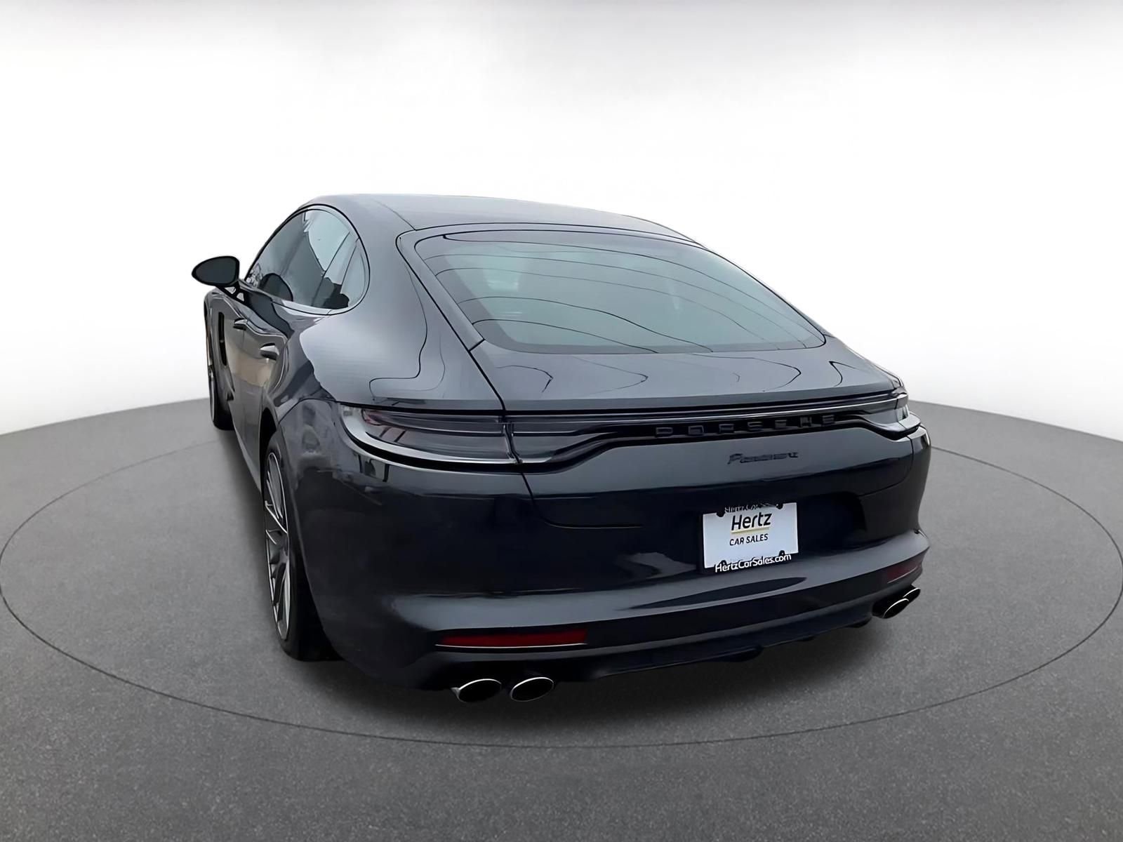 Thumbnail: 2023 Porsche Panamera - 11