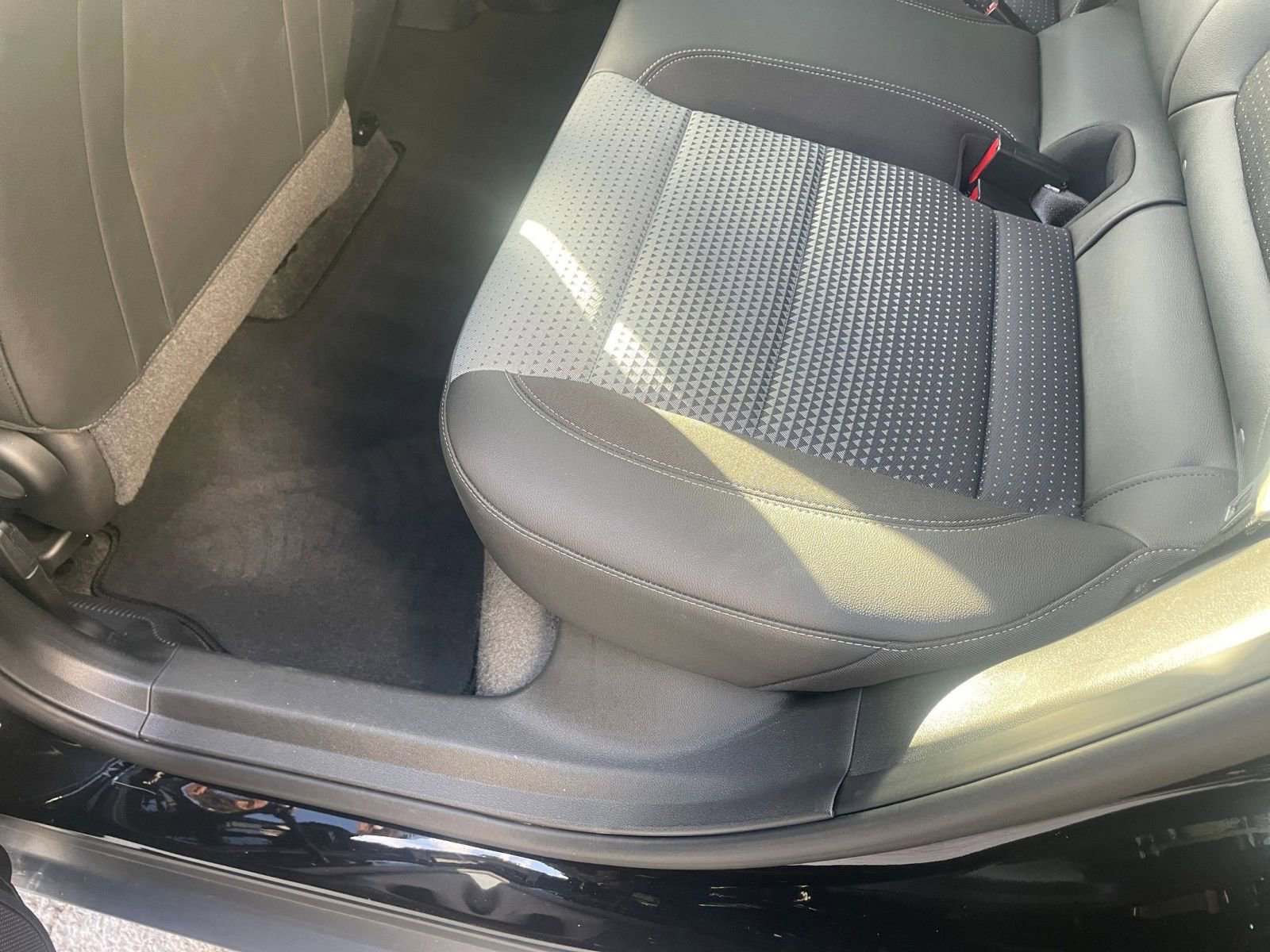 Thumbnail: 2025 Chevrolet Trax - 25