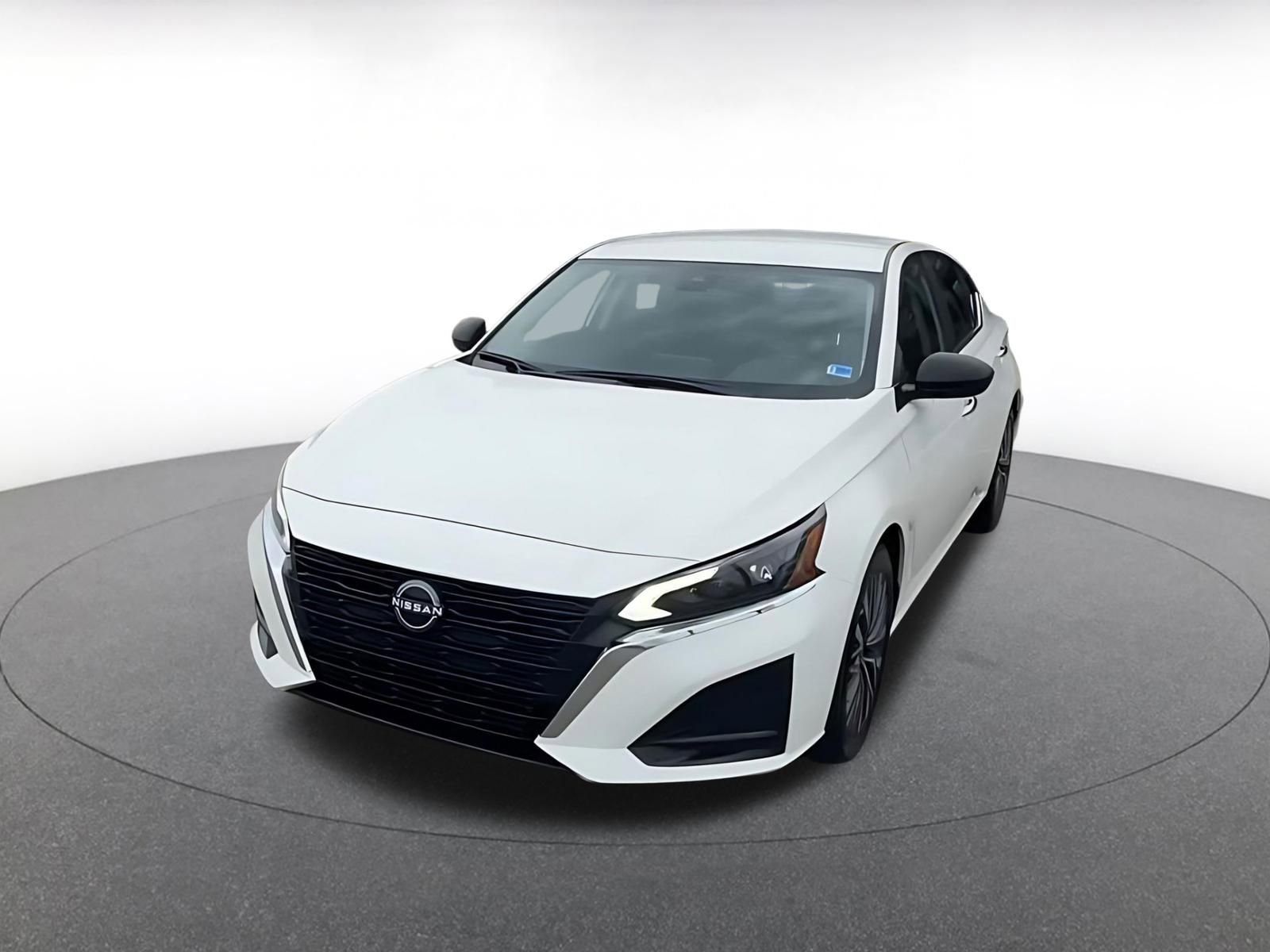 Thumbnail: 2025 Nissan Altima - 7