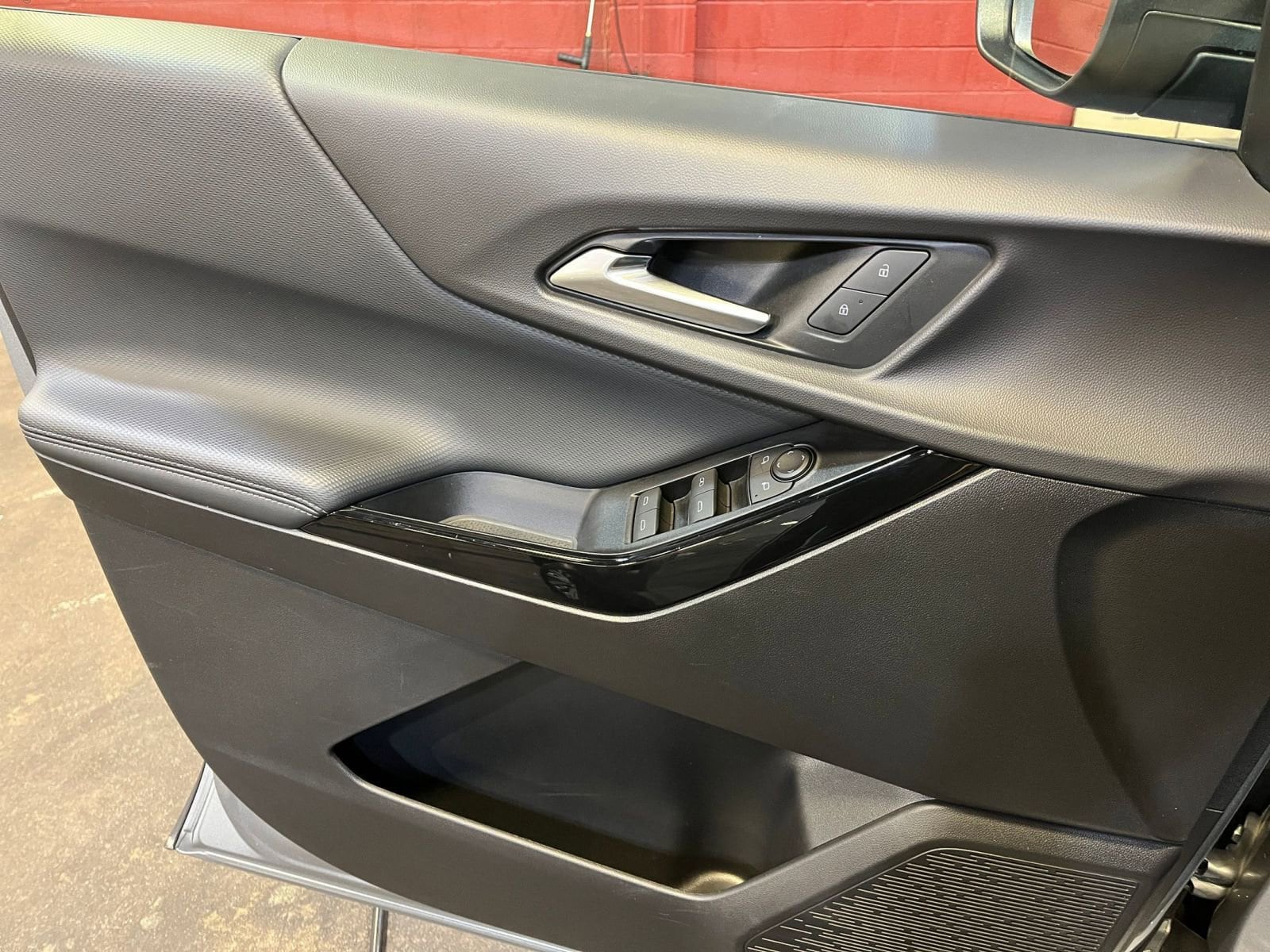 Thumbnail: 2025 Chevrolet Equinox - 20