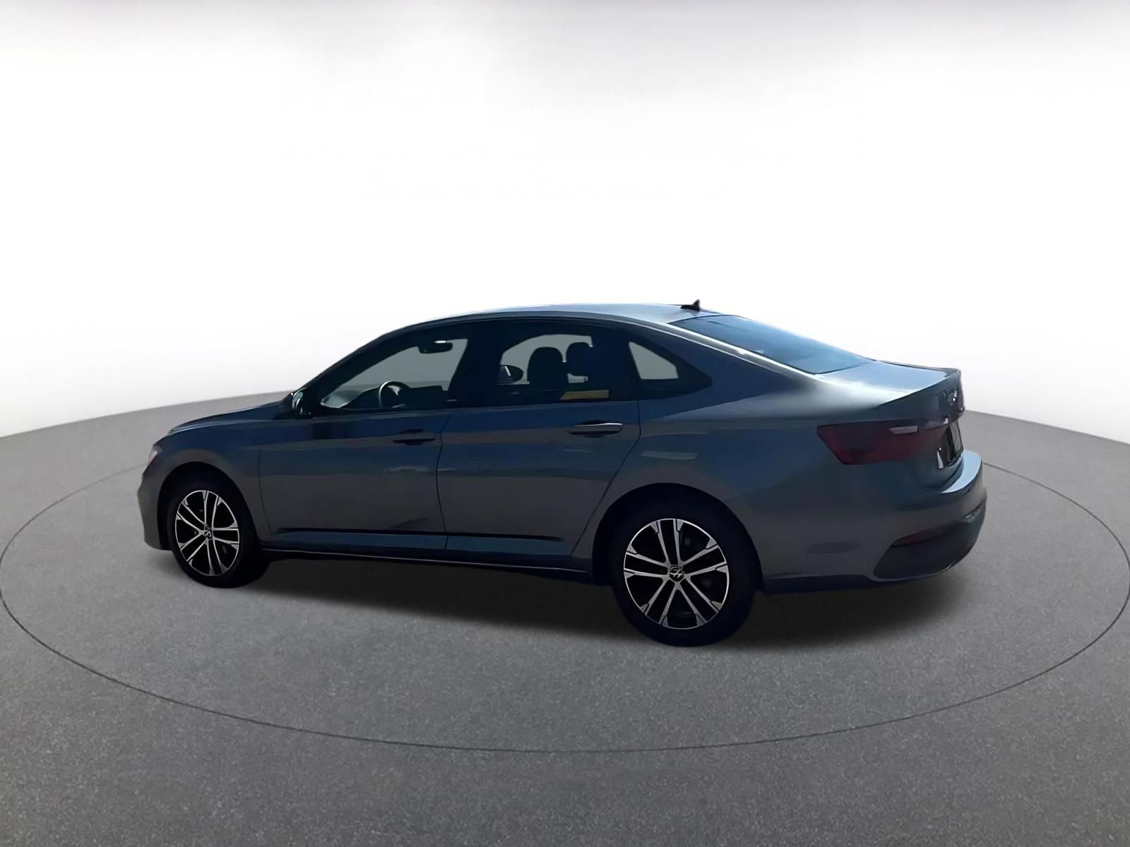 Thumbnail: 2025 Volkswagen Jetta - 10