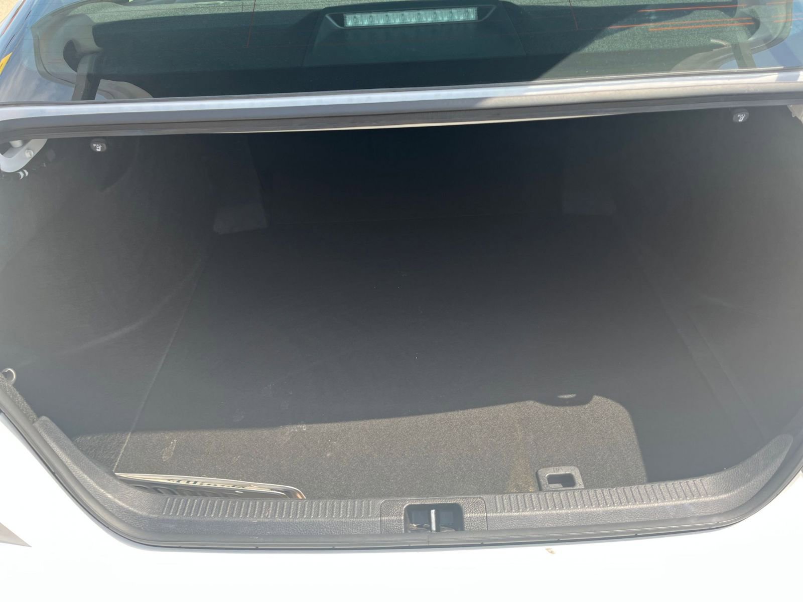 Thumbnail: 2025 Toyota Camry - 31