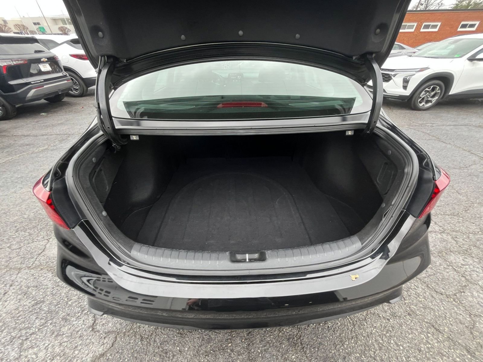 Thumbnail: 2024 Kia Forte - 29