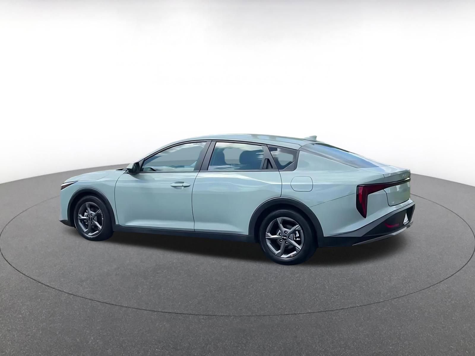 Thumbnail: 2025 Kia K4 - 10