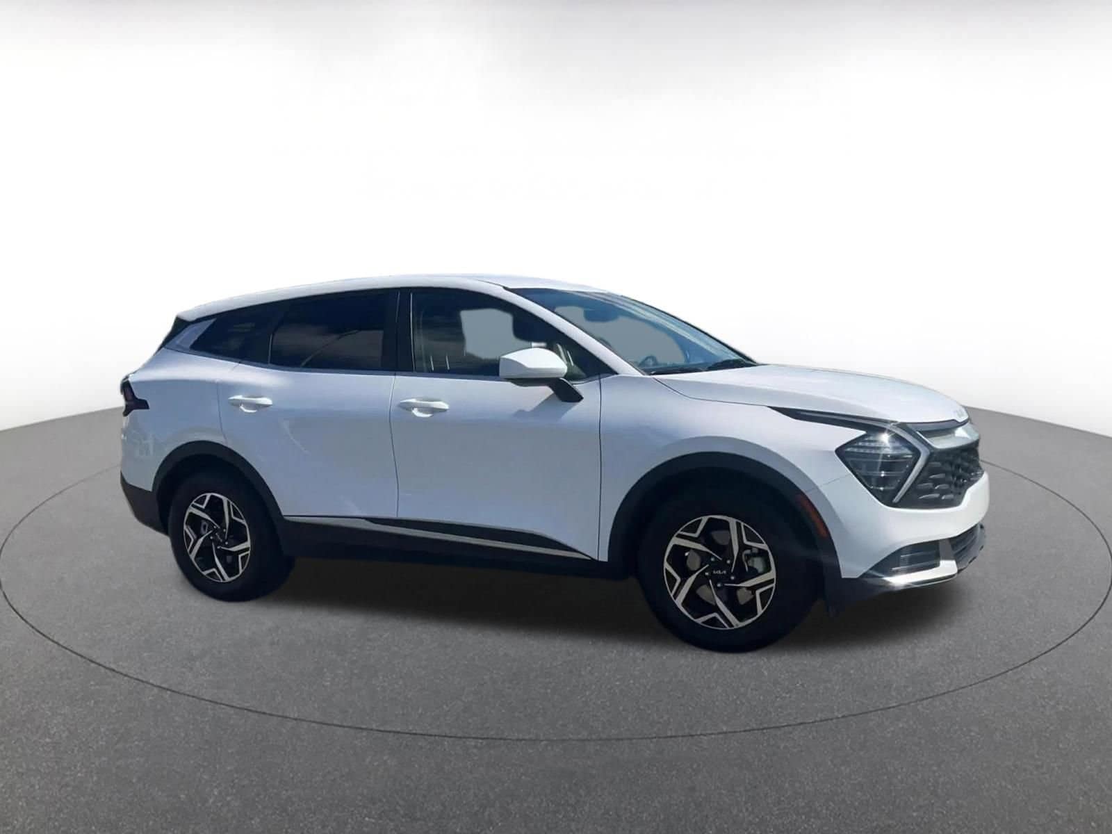 Thumbnail: 2025 Kia Sportage - 2