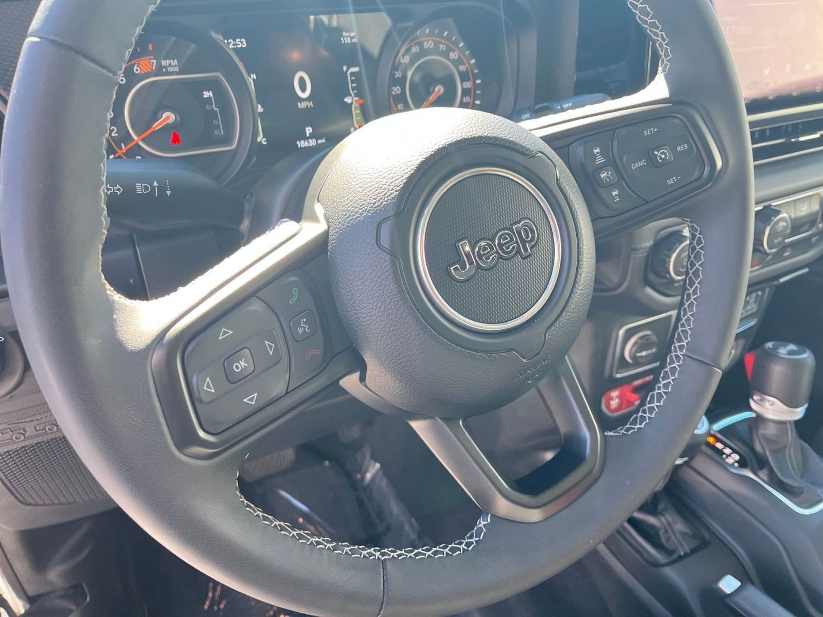 Thumbnail: 2025 Jeep Wrangler - 28