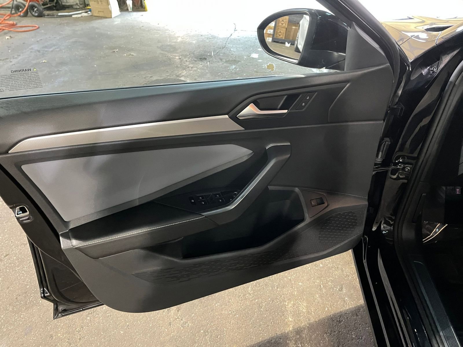 Thumbnail: 2025 Volkswagen Jetta - 20