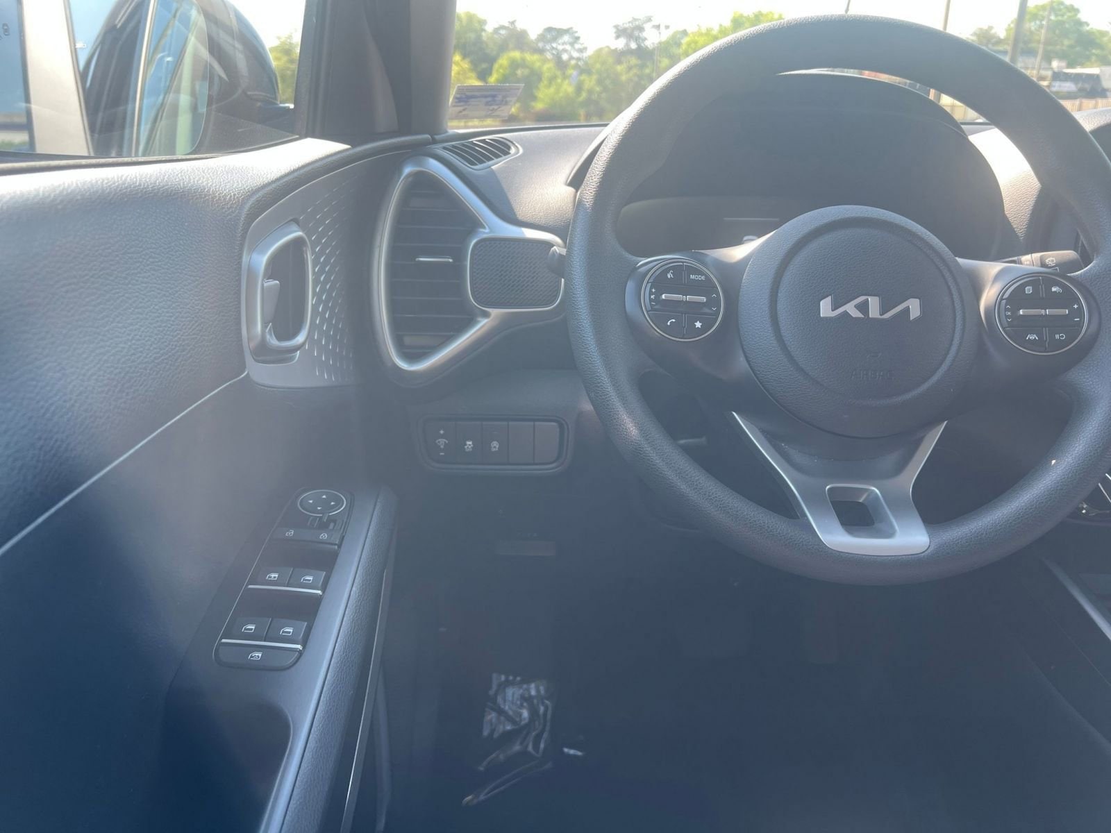 Thumbnail: 2025 Kia Soul - 32
