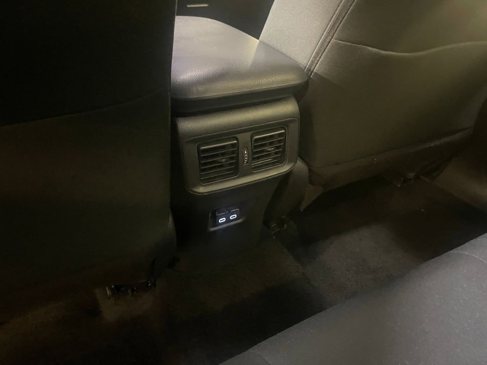 Thumbnail: 2025 Toyota RAV4 - 24