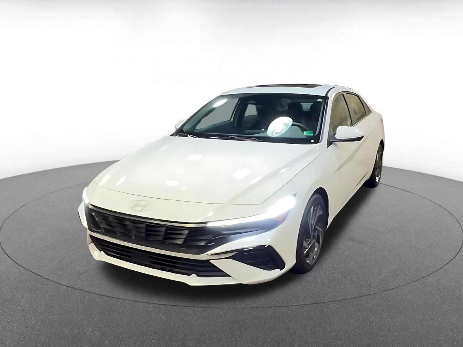 Thumbnail: 2025 Hyundai Elantra - 7