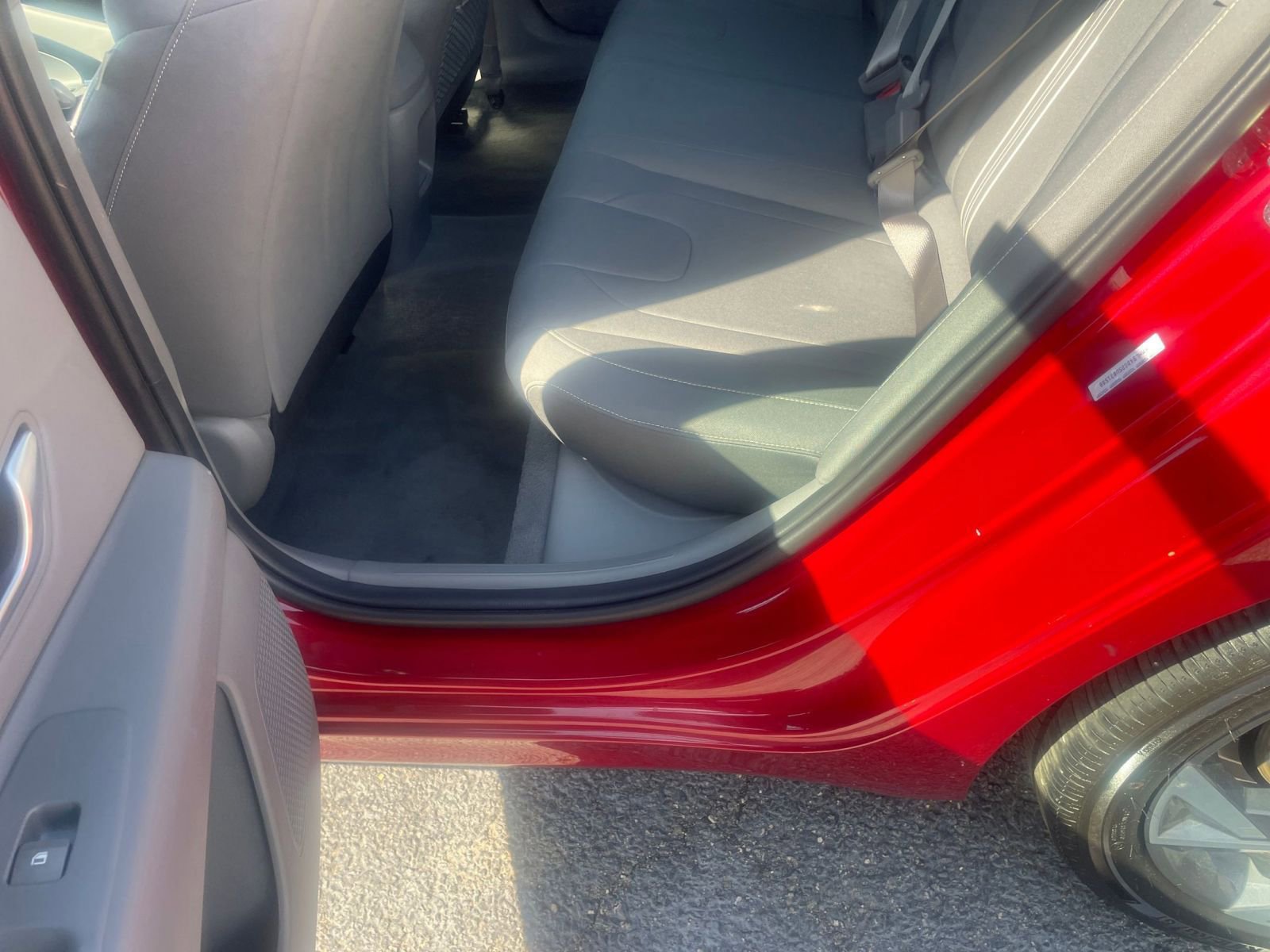 Thumbnail: 2025 Hyundai Elantra - 28