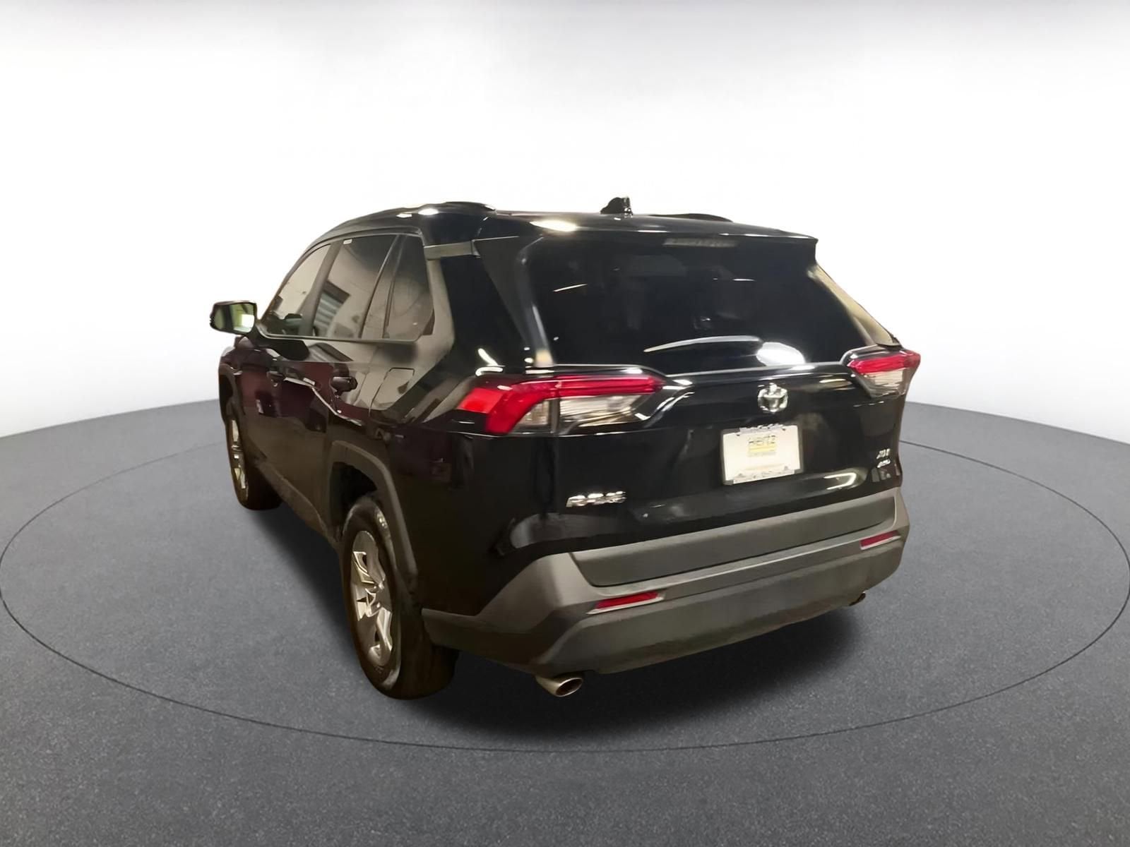 Thumbnail: 2025 Toyota RAV4 - 11