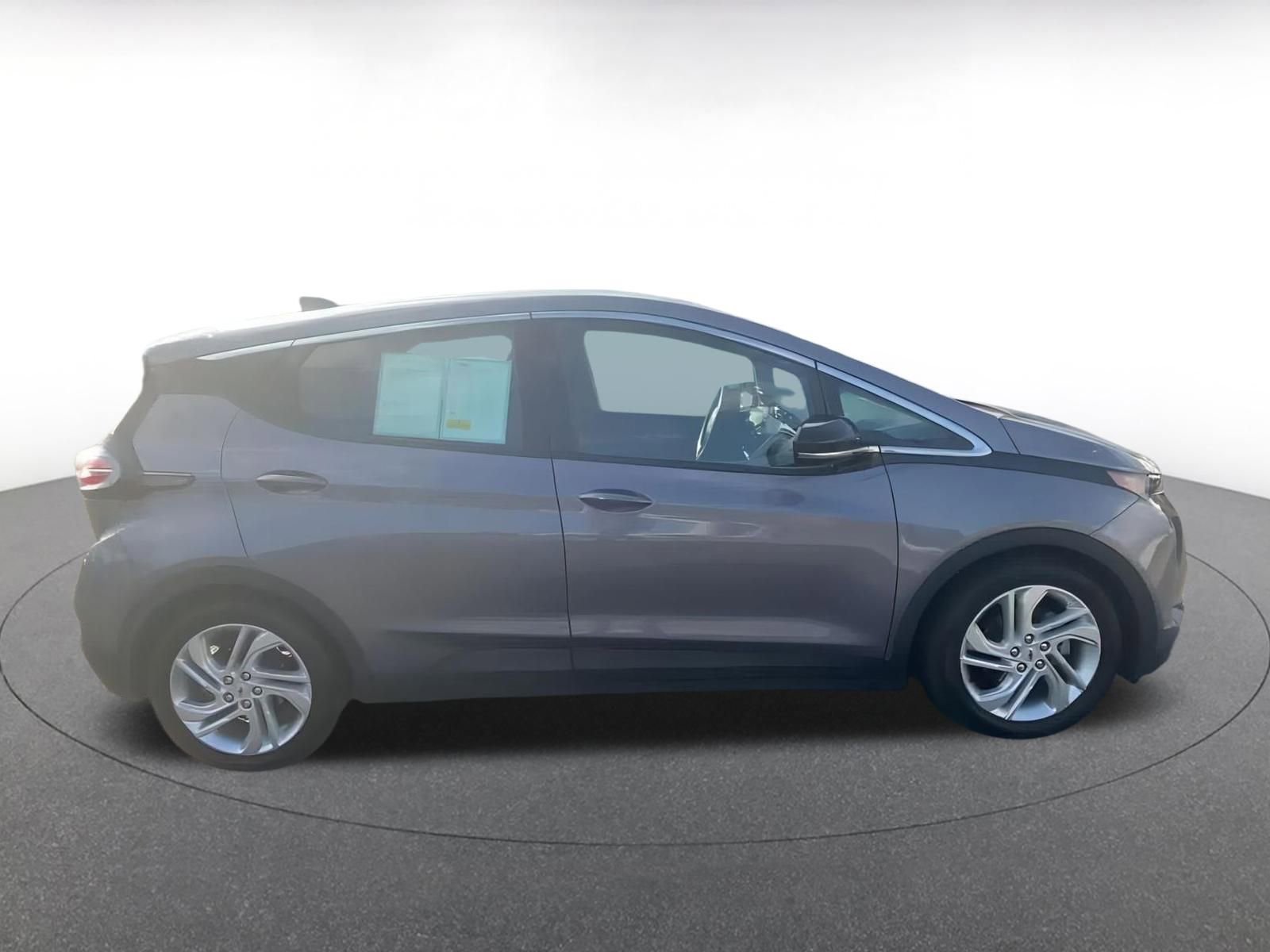 Thumbnail: 2023 Chevrolet Bolt EV - 16
