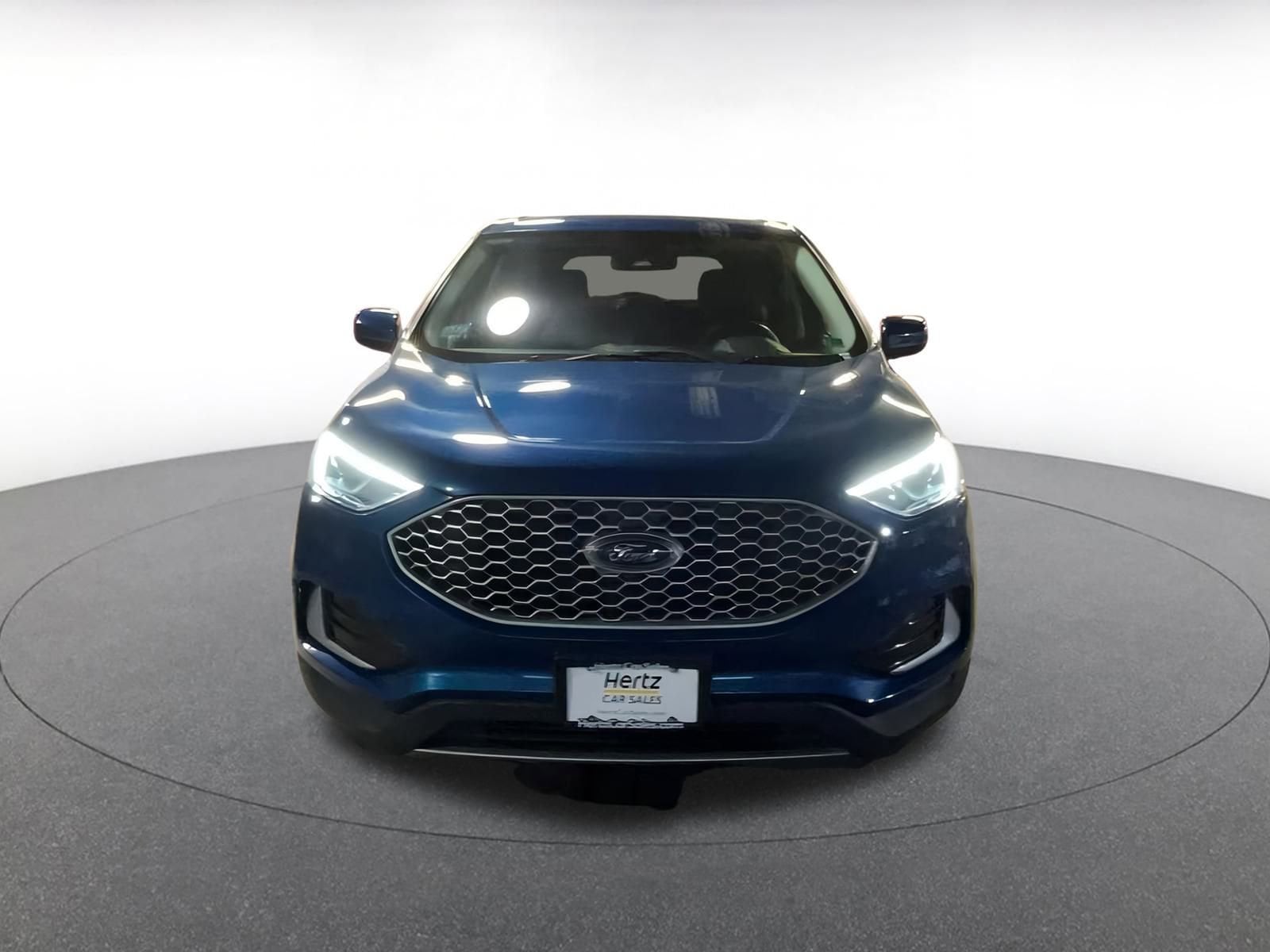 Thumbnail: 2023 Ford Edge - 5