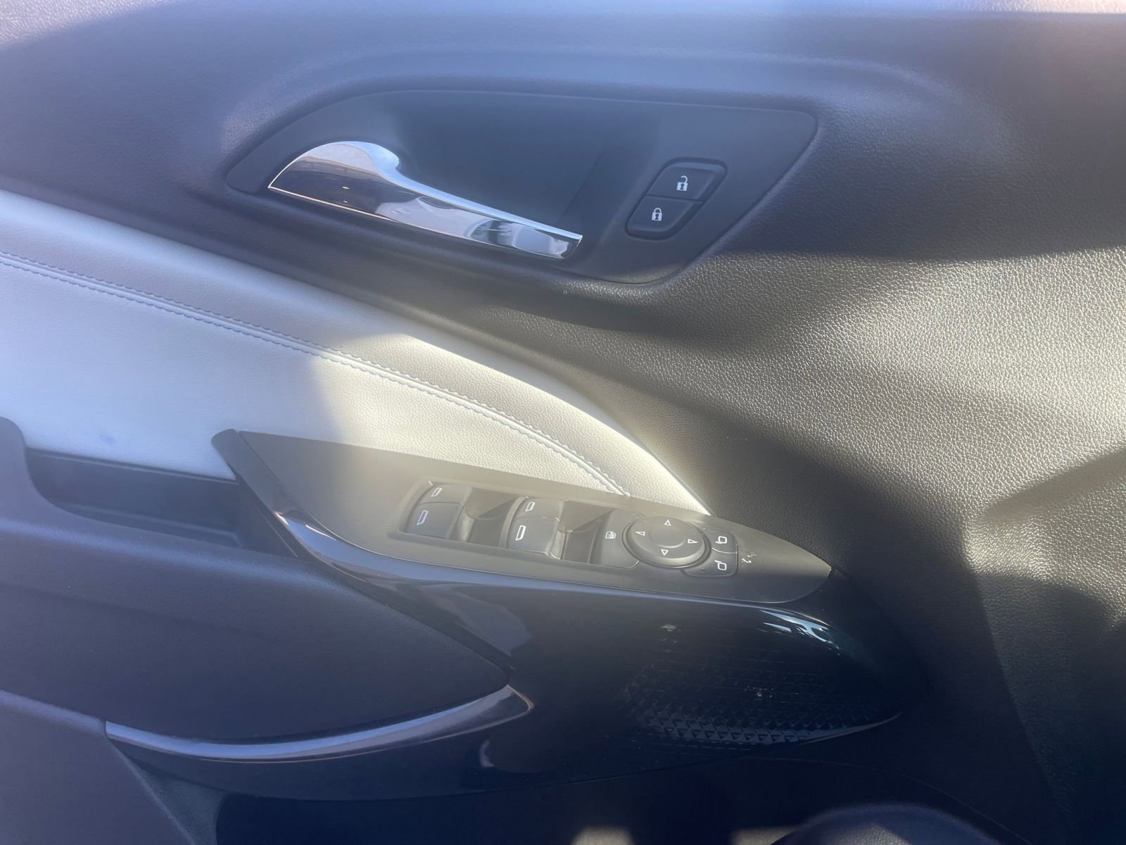 Thumbnail: 2024 Chevrolet Trax - 20