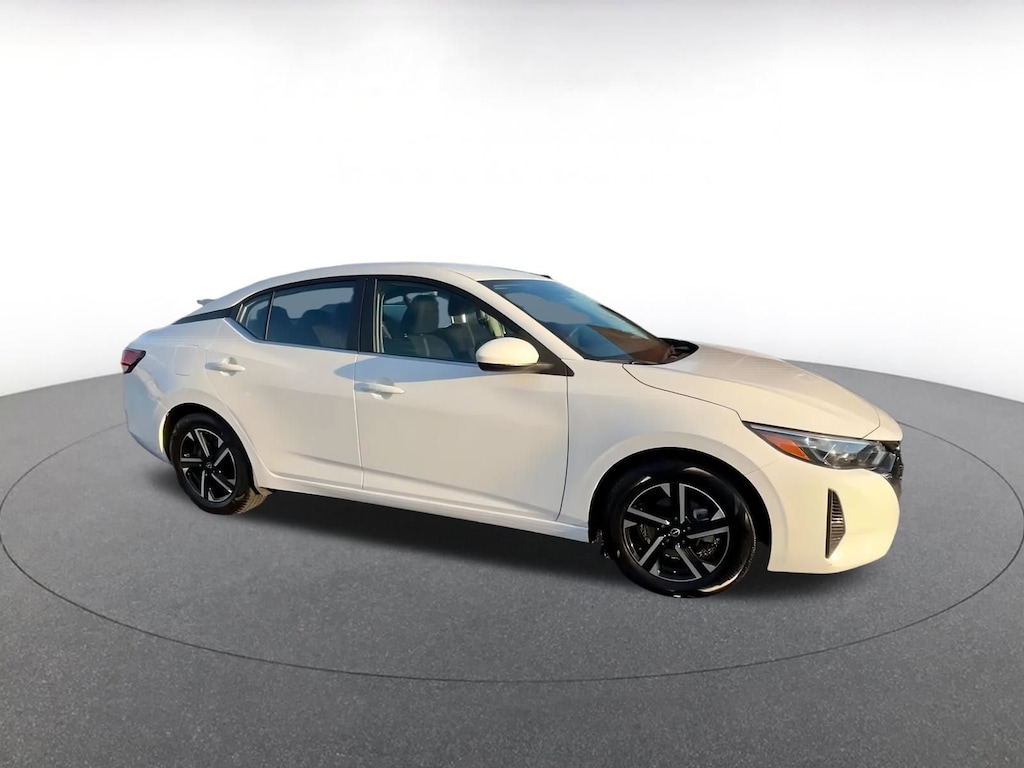 2024 Nissan Sentra SV photo 2