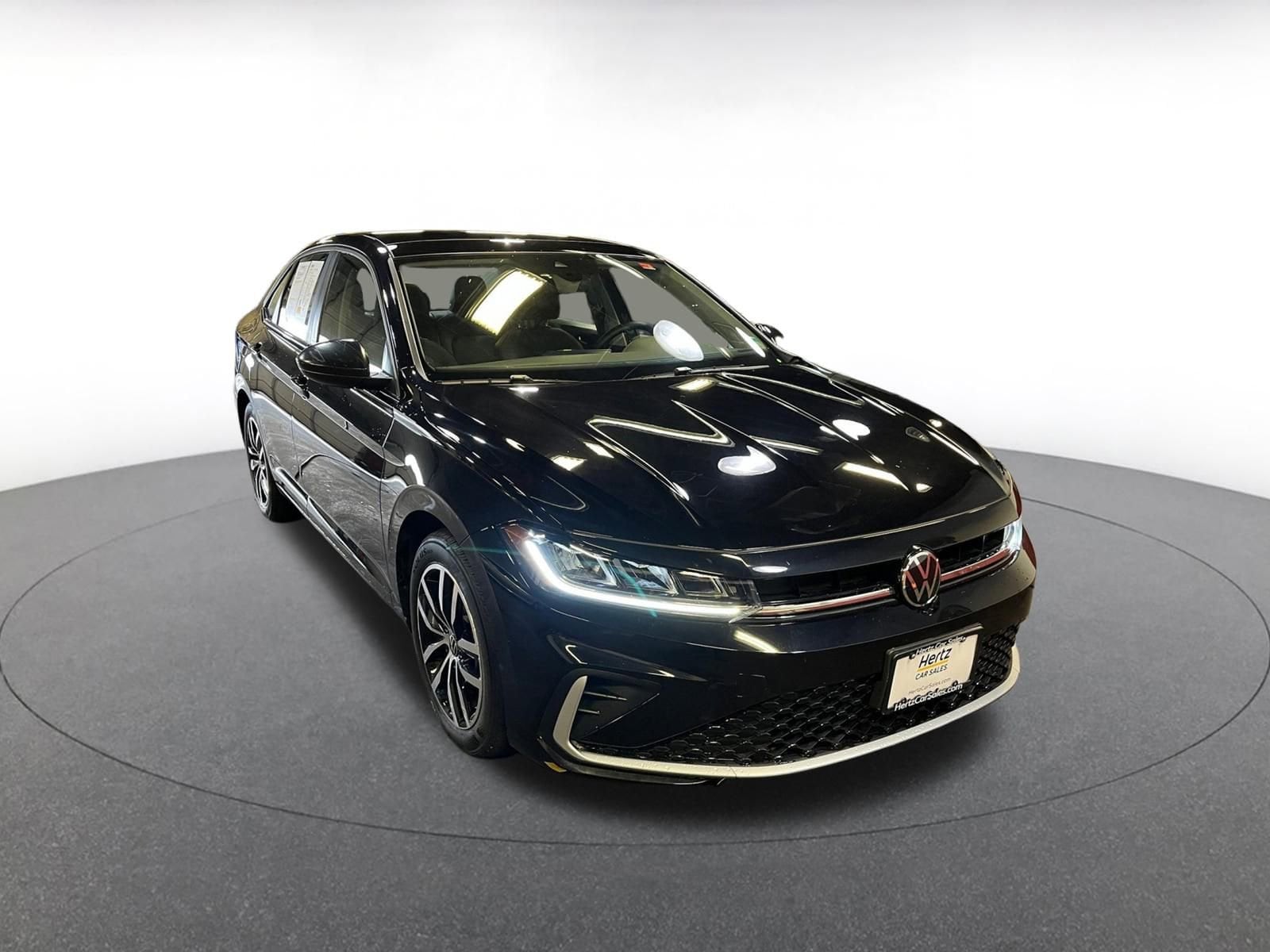 Thumbnail: 2025 Volkswagen Jetta - 1