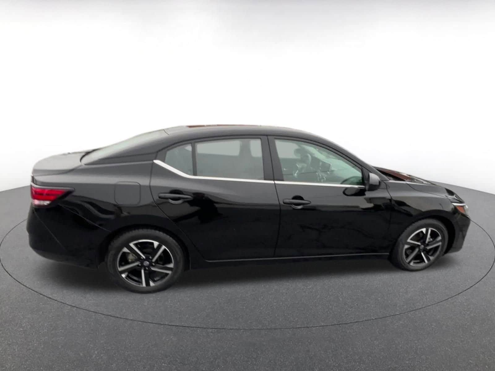 Thumbnail: 2024 Nissan Sentra - 15
