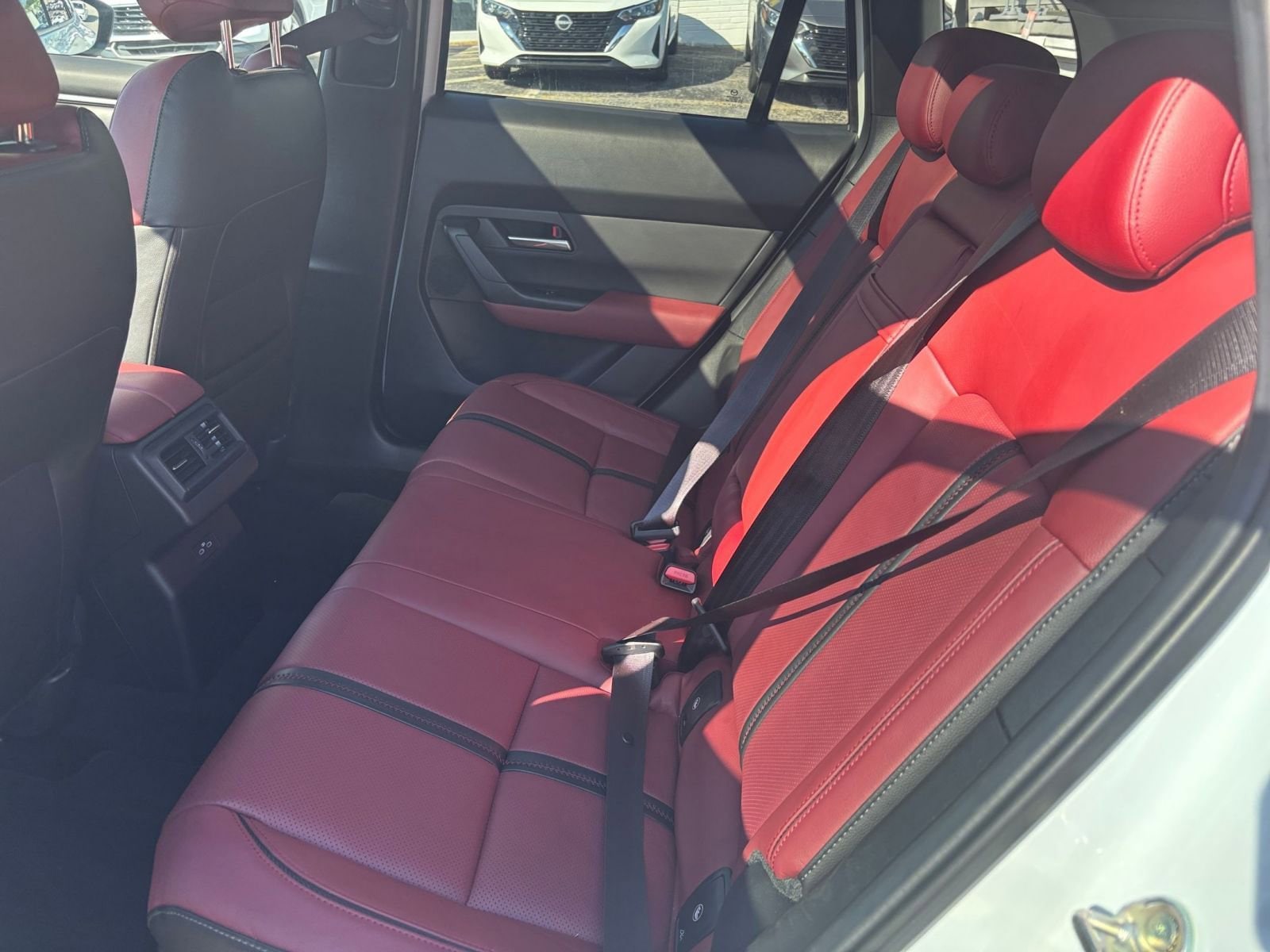 Thumbnail: 2025 Mazda CX-50 - 28