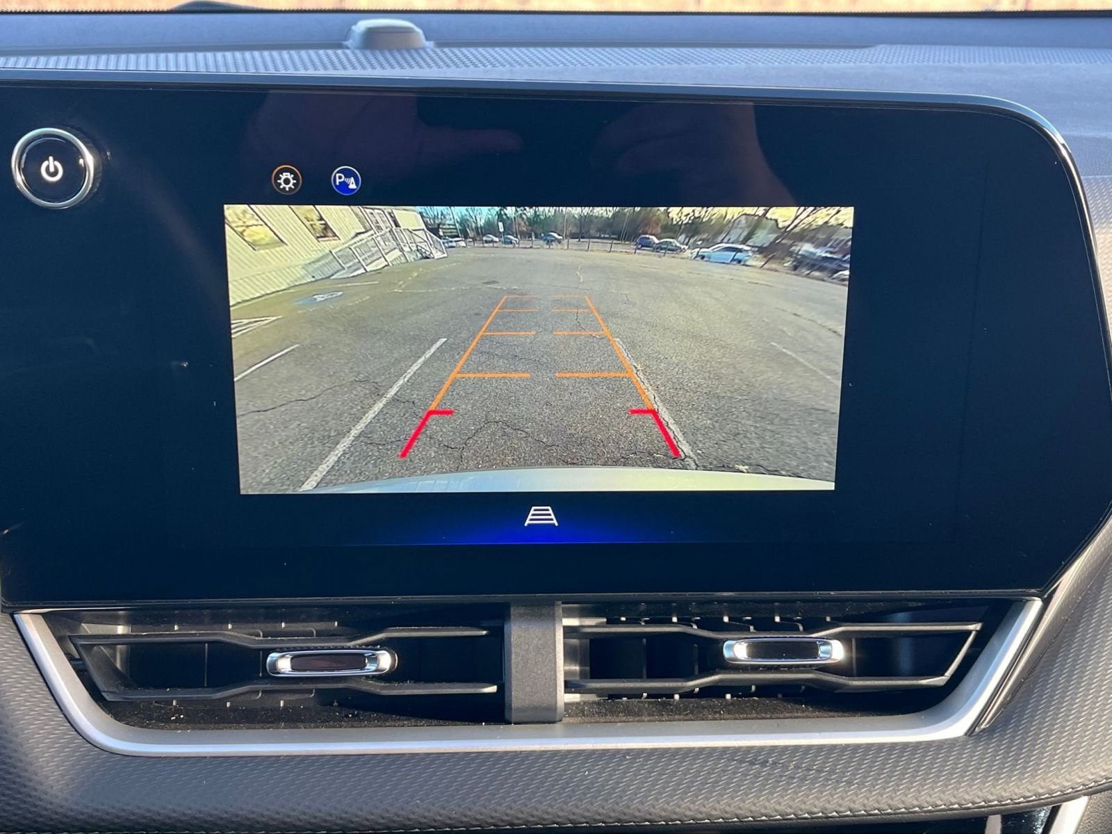 Thumbnail: 2025 Chevrolet Equinox - 17