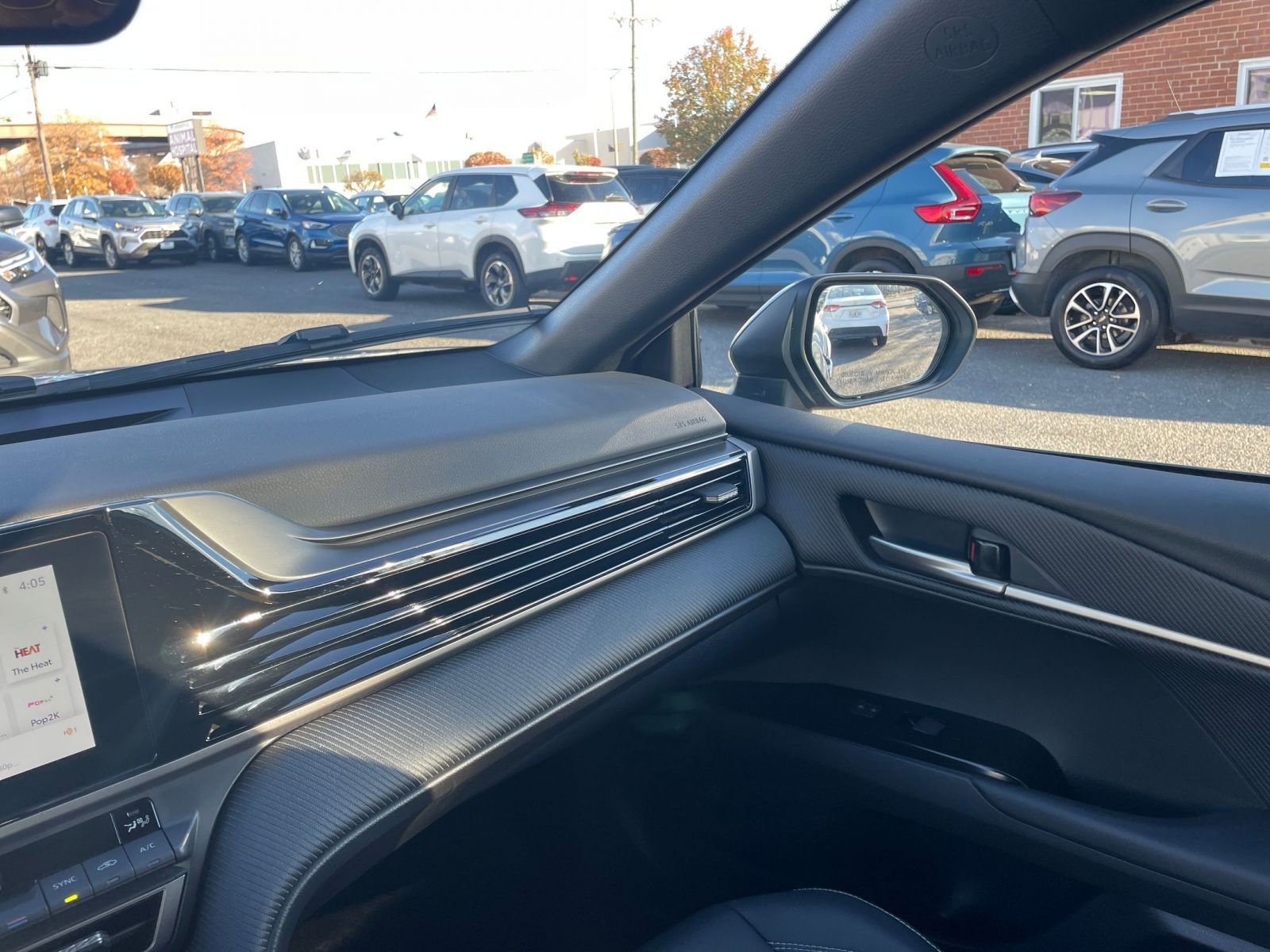 Thumbnail: 2025 Toyota Camry - 35