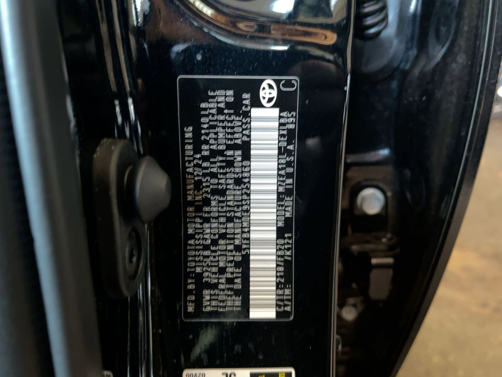 Thumbnail: 2025 Toyota Corolla - 9