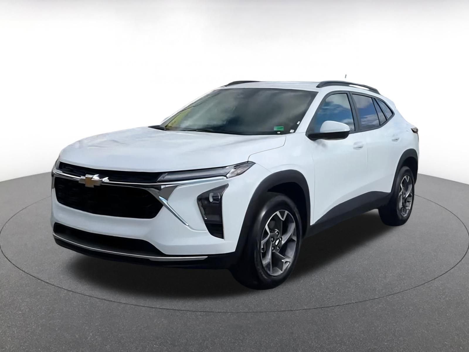 Thumbnail: 2025 Chevrolet Trax - 4